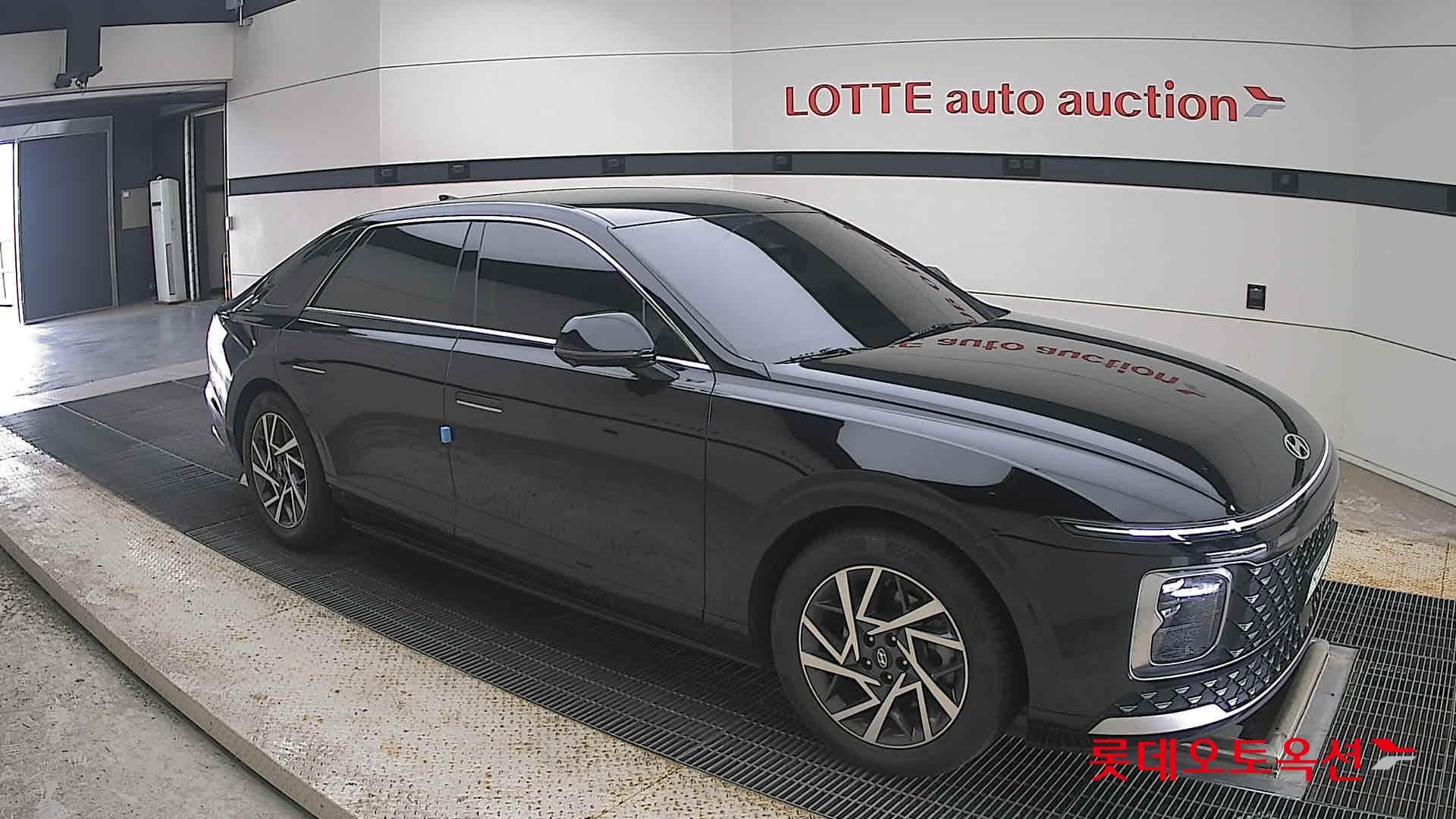 Hyundai - Grandeur | GN7 (G) 2.5 Exclusive 18