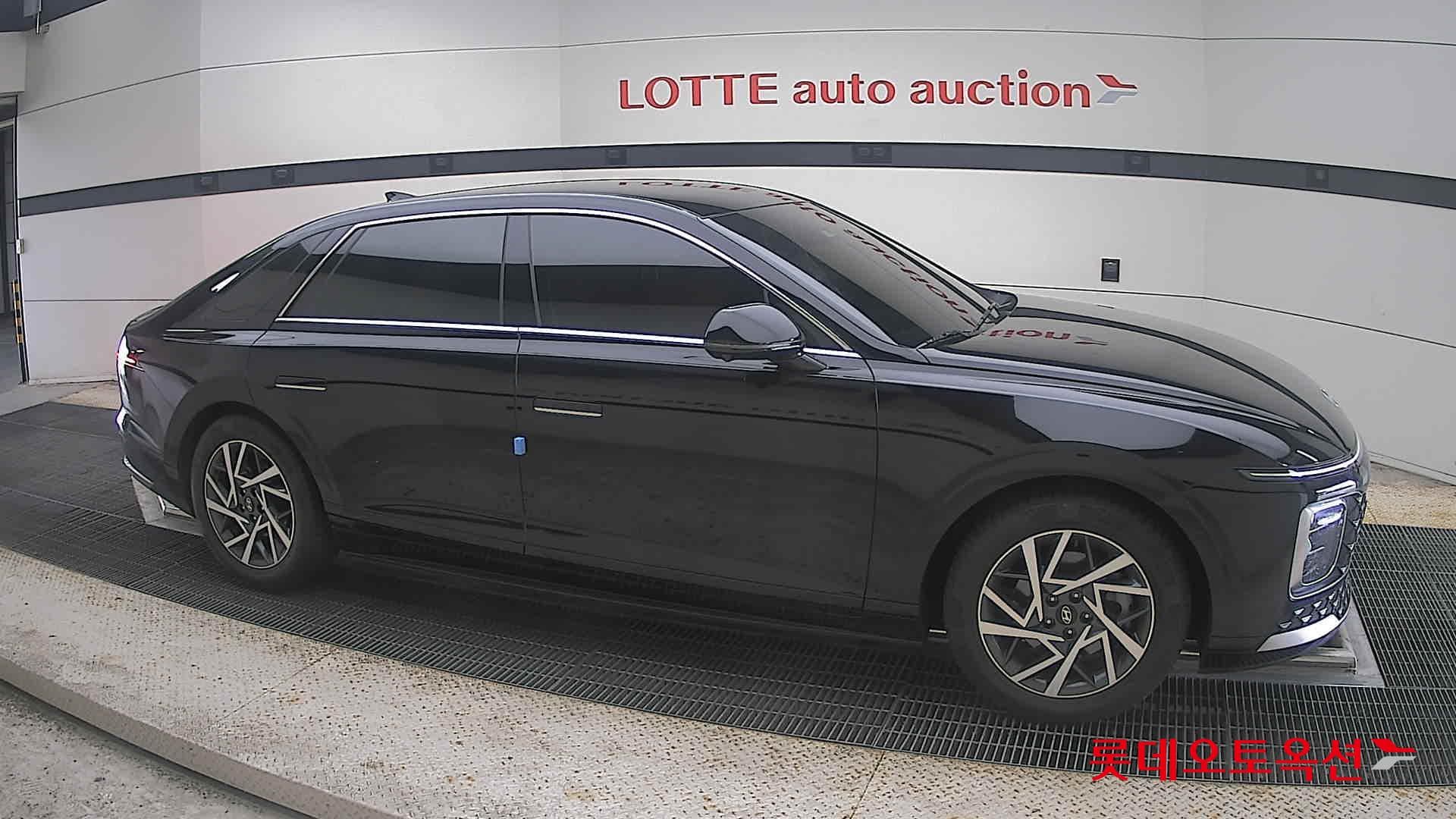 Hyundai - Grandeur | GN7 (G) 2.5 Exclusive 17