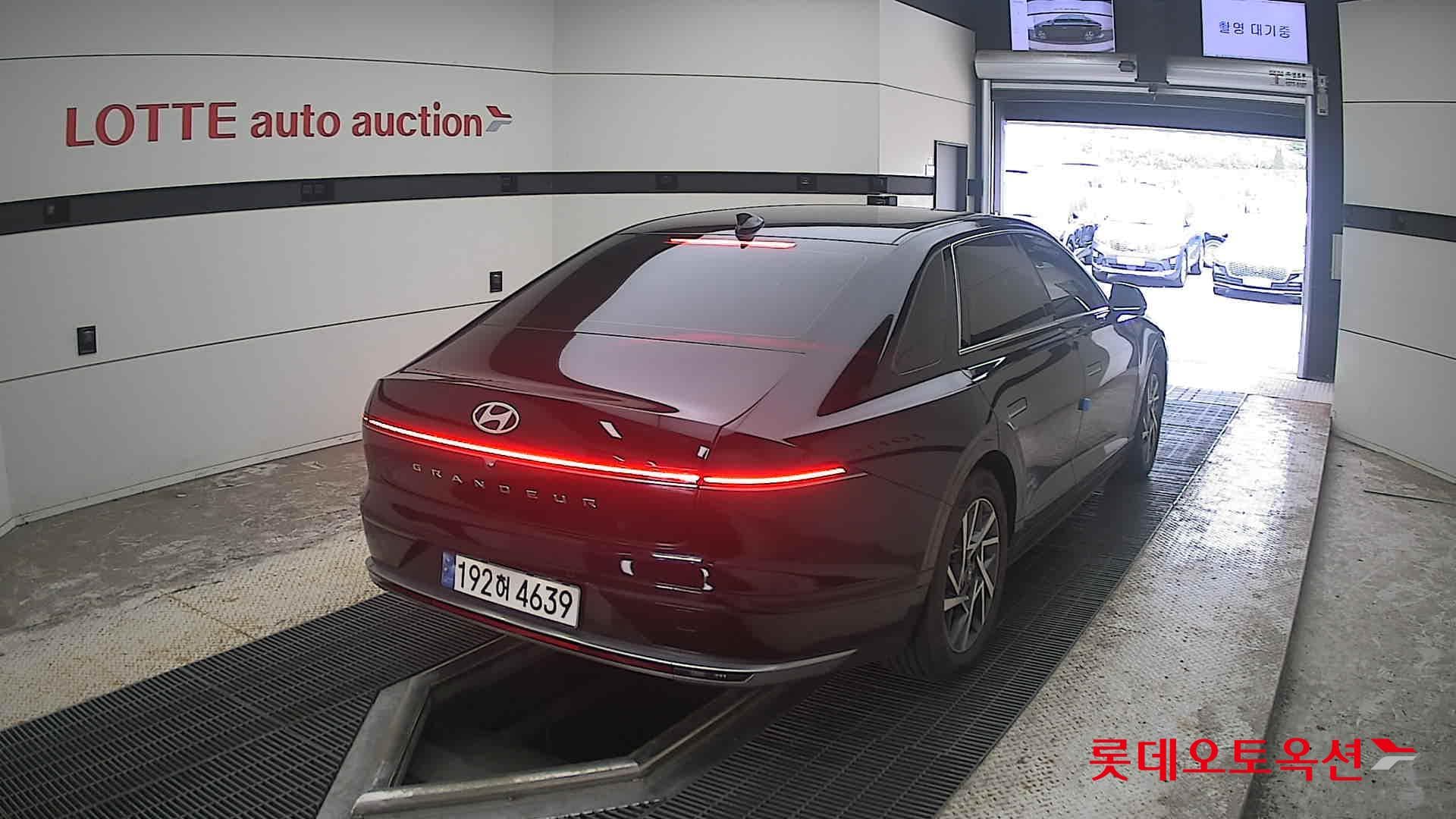 Hyundai - Grandeur | GN7 (G) 2.5 Exclusive 13