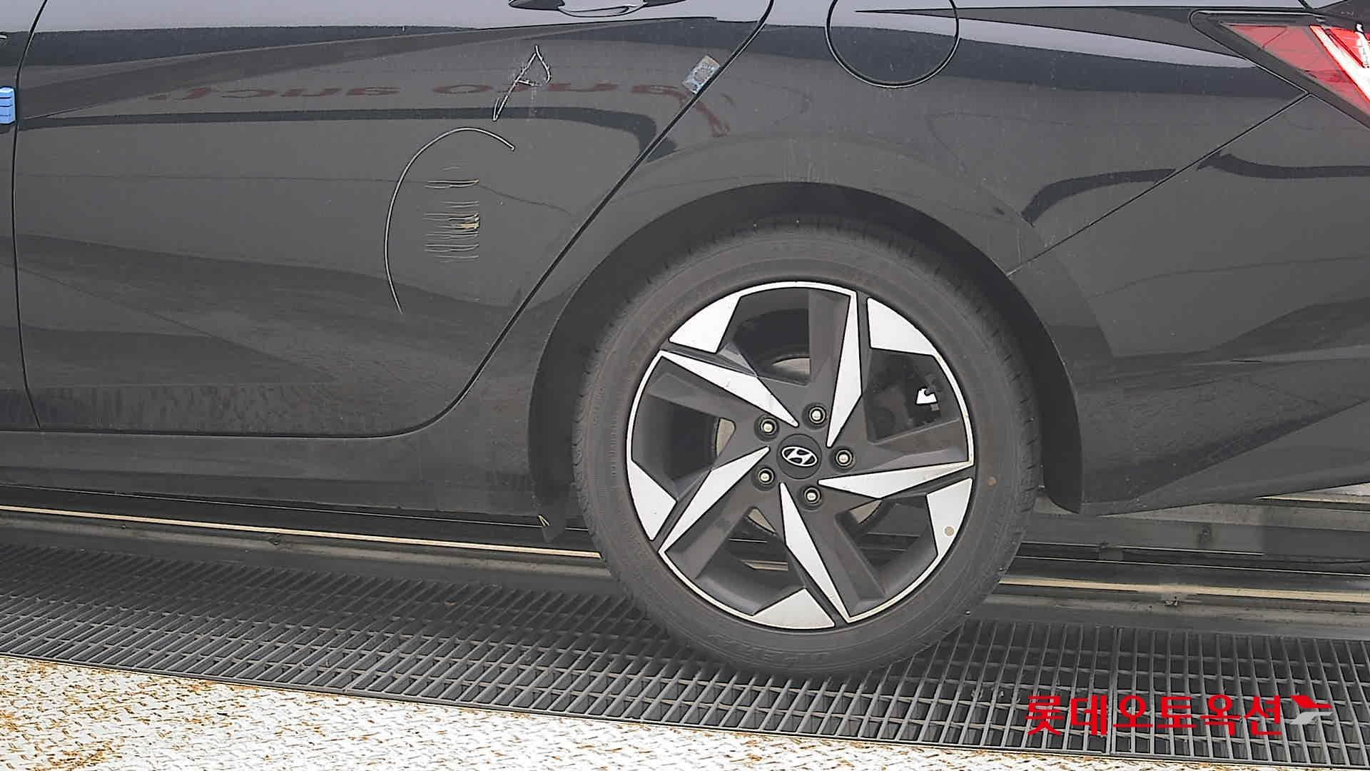 Hyundai - Elantra | ALL NEW (G) 1.6 INSPIRATION 22