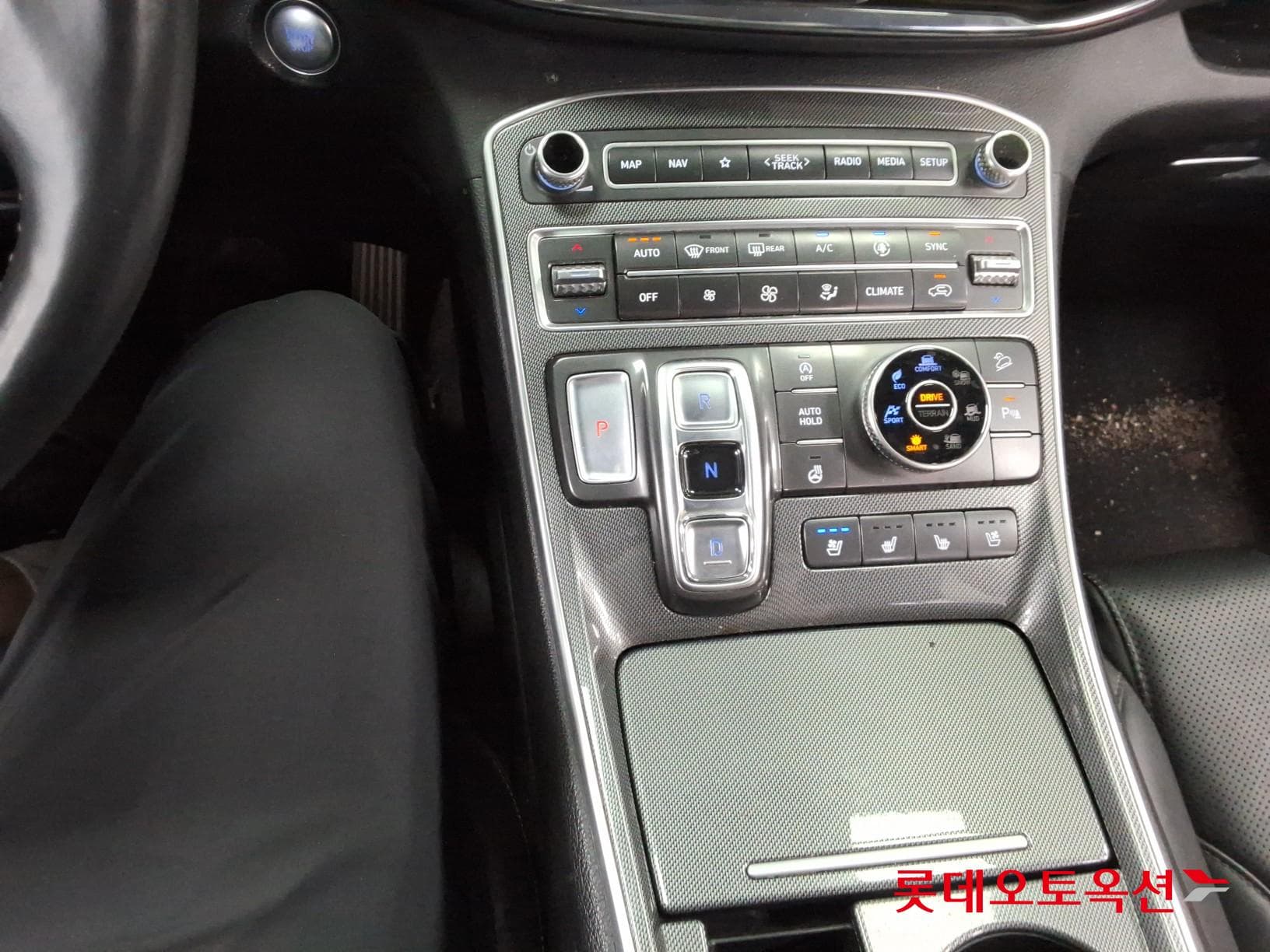 هيونداي - سانتافي | THE NEW SANTAFE (D) 2.2 Prestige 5Seater 4WD 33