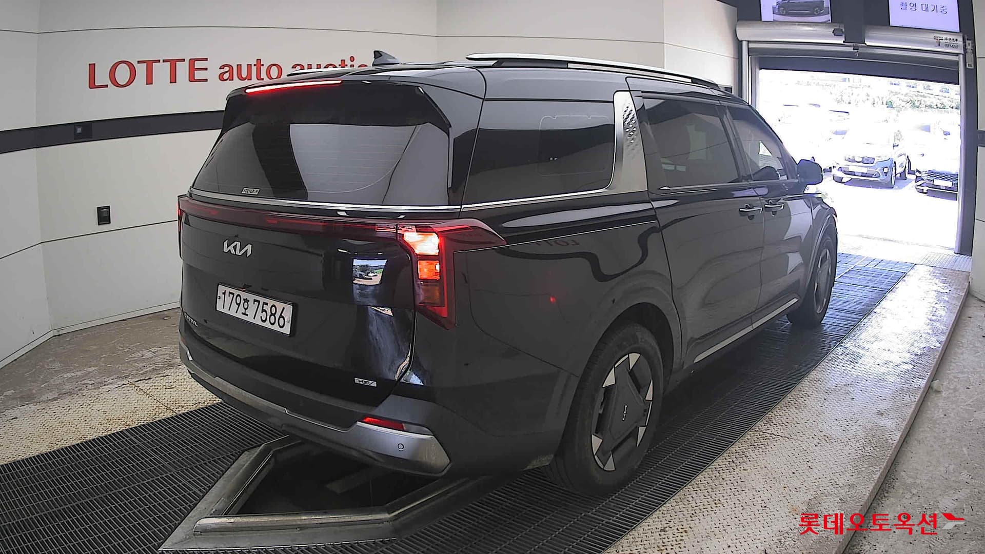 Kia - Carnival | KA4 (H)1.6 Noblesse 9 2WD AT 12