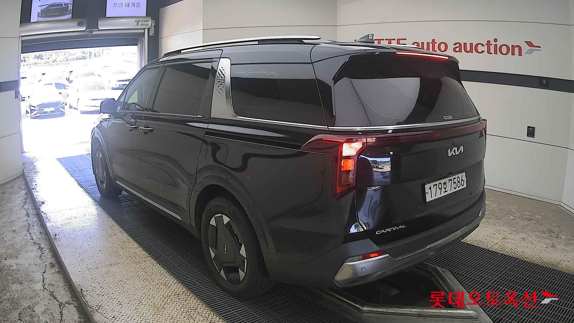 Kia - Carnival | KA4 (H)1.6 Noblesse 9 2WD AT 10