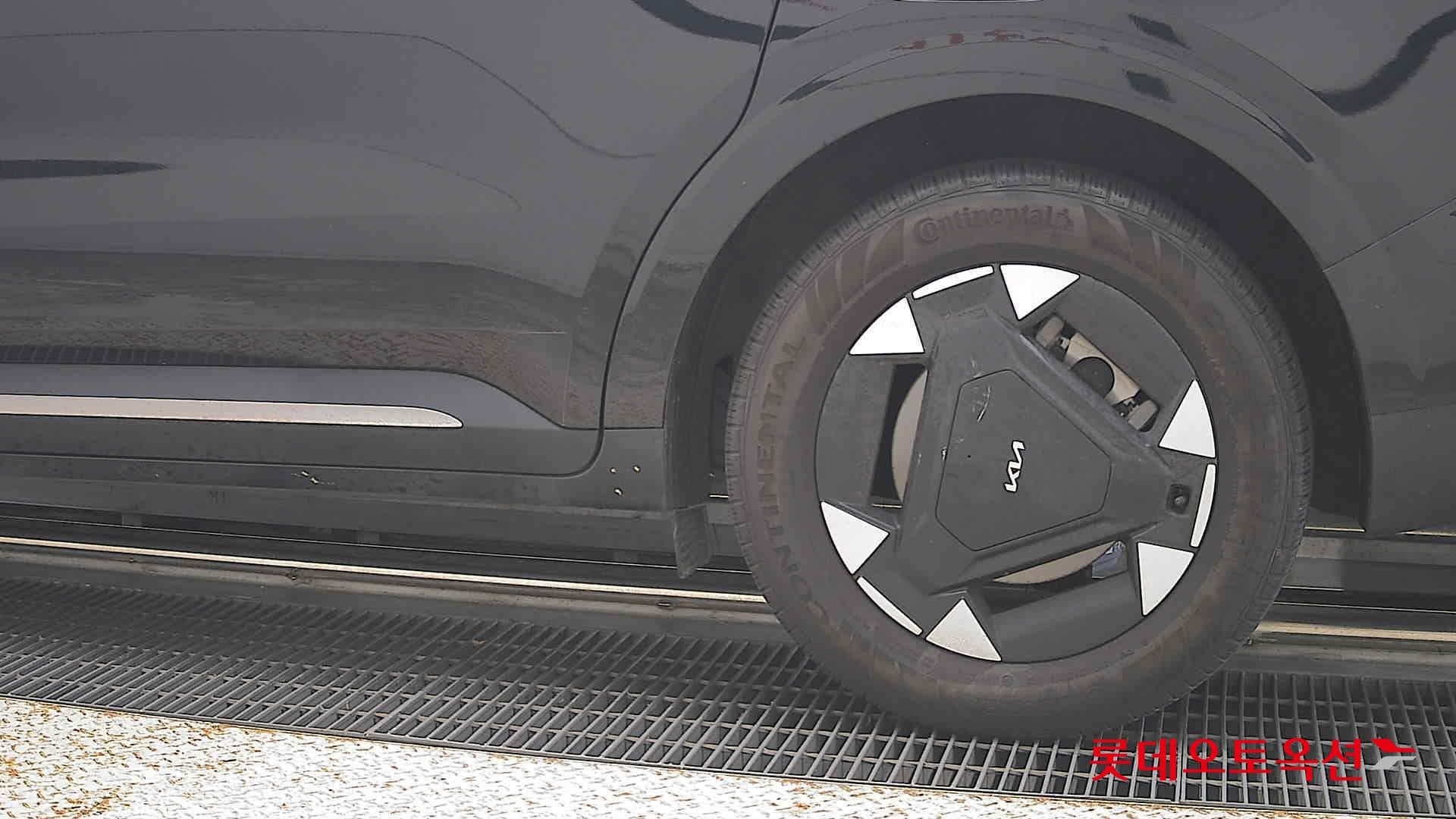 Kia - Carnival | KA4 (H)1.6 Noblesse 9 2WD AT 22