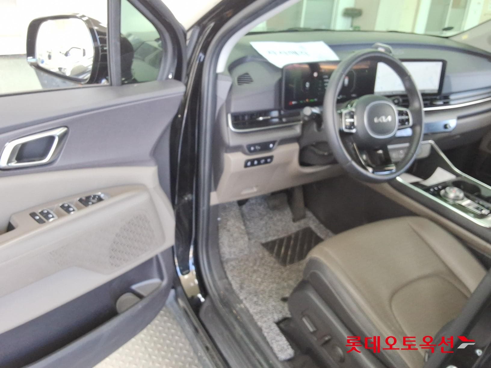 Kia - Carnival | KA4 (H)1.6 Noblesse 9 2WD AT 36