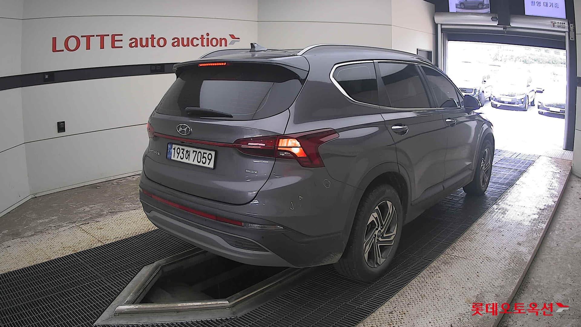 Hyundai - Санта Фе | THE NEW SANTAFE (D) 2.2 Prestige 5Seater 4WD 12