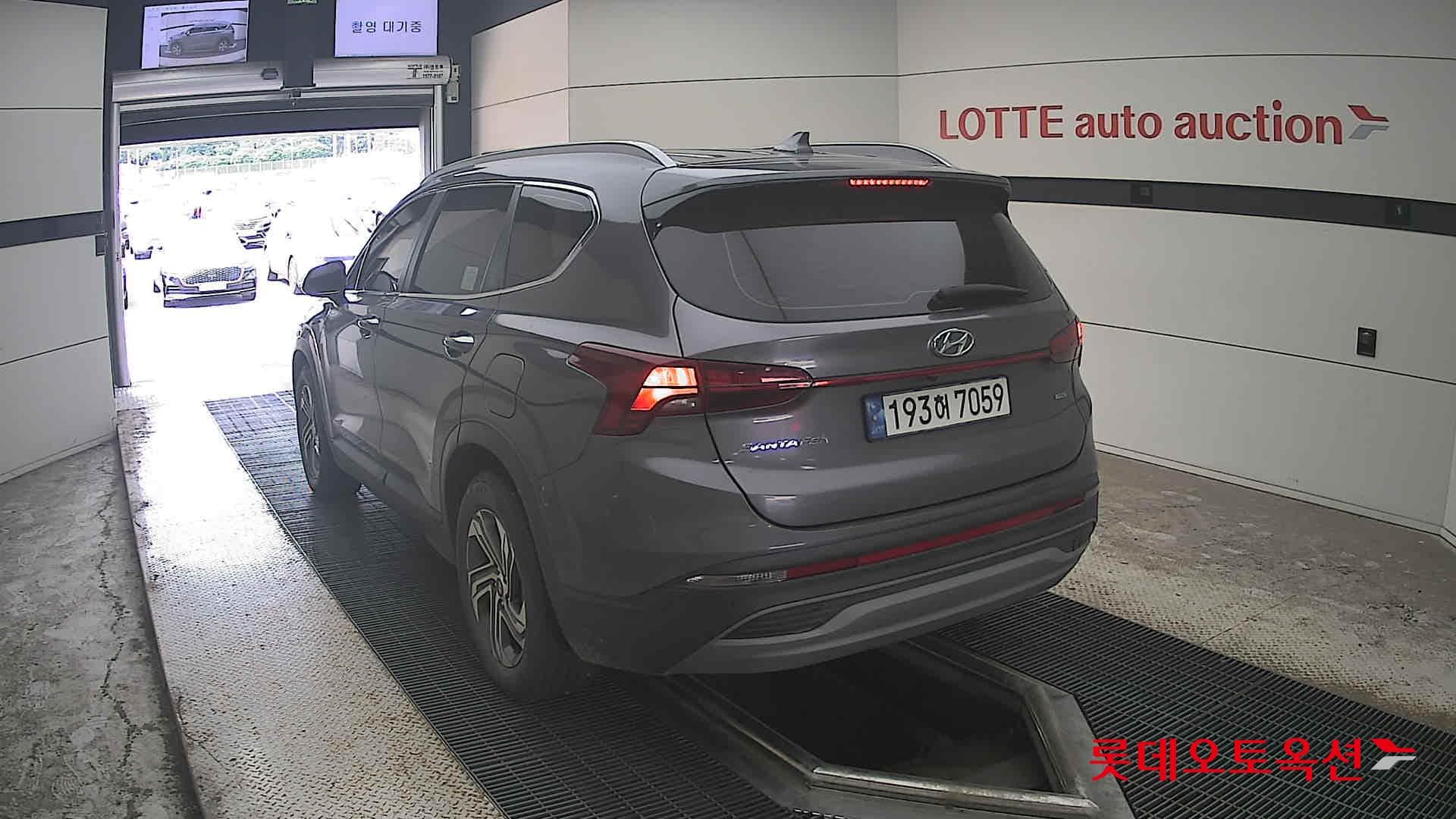 Hyundai - Санта Фе | THE NEW SANTAFE (D) 2.2 Prestige 5Seater 4WD 9