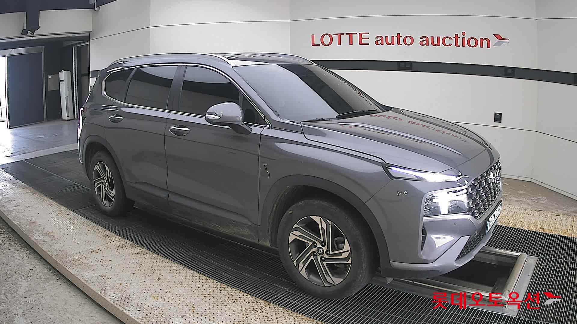 Hyundai - Санта Фе | THE NEW SANTAFE (D) 2.2 Prestige 5Seater 4WD 18
