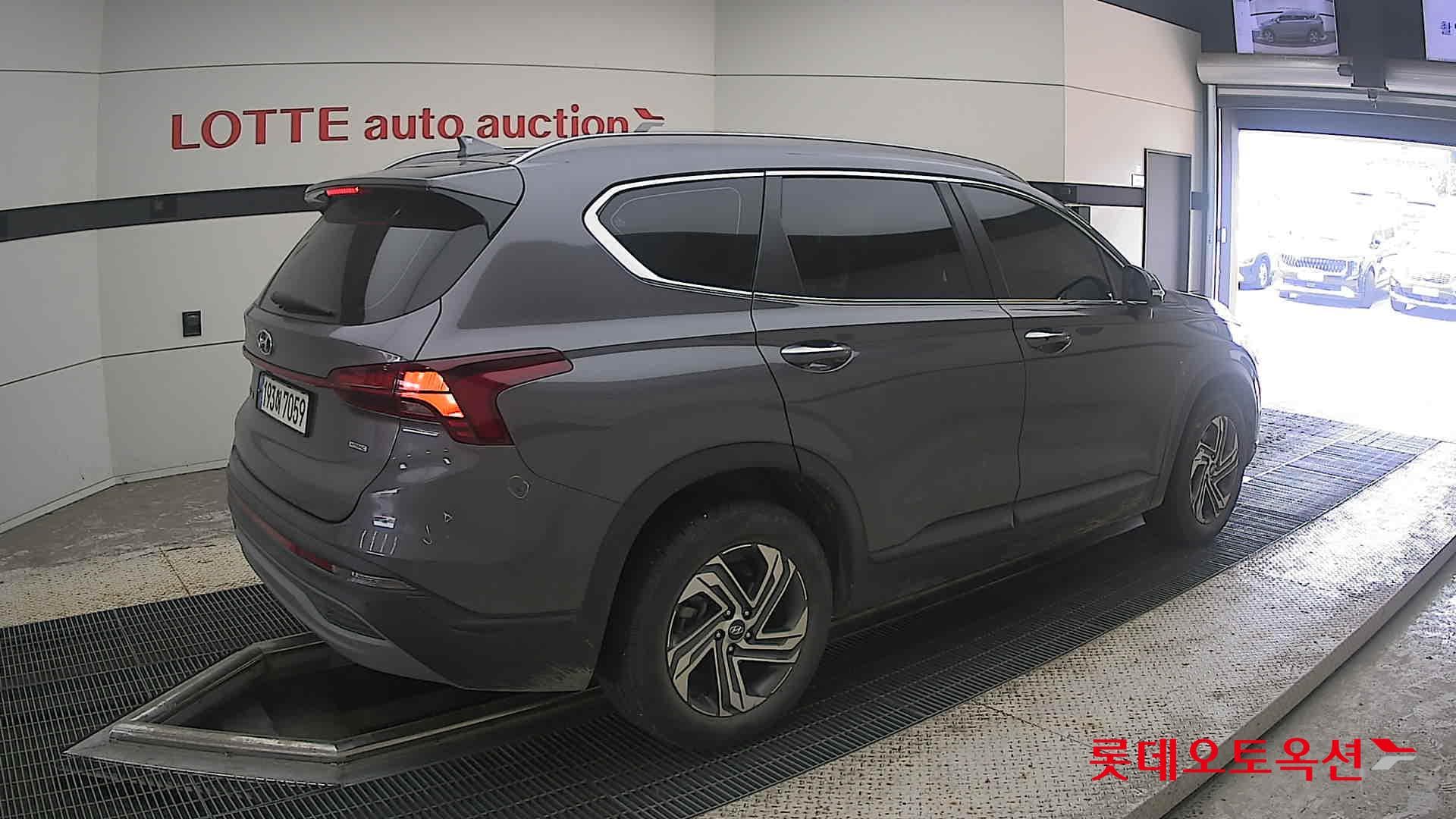 Hyundai - Санта Фе | THE NEW SANTAFE (D) 2.2 Prestige 5Seater 4WD 14