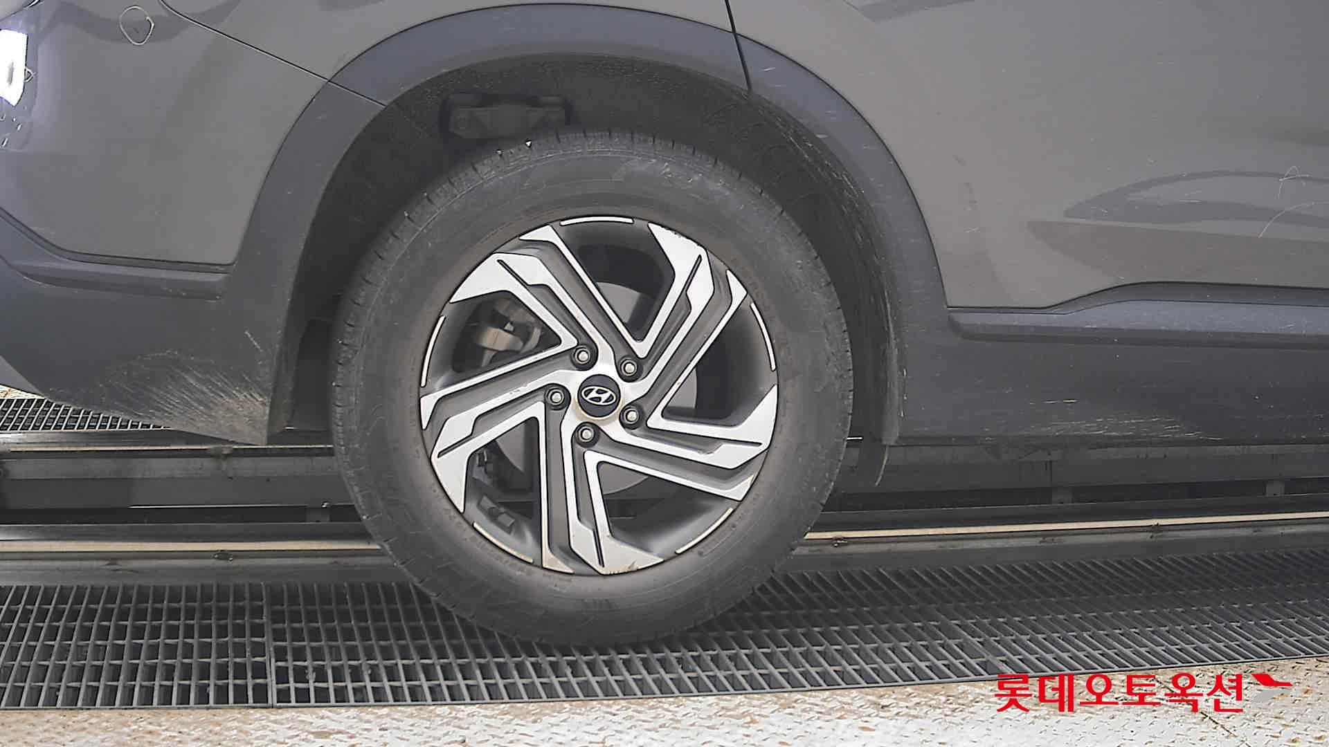 Hyundai - Санта Фе | THE NEW SANTAFE (D) 2.2 Prestige 5Seater 4WD 24