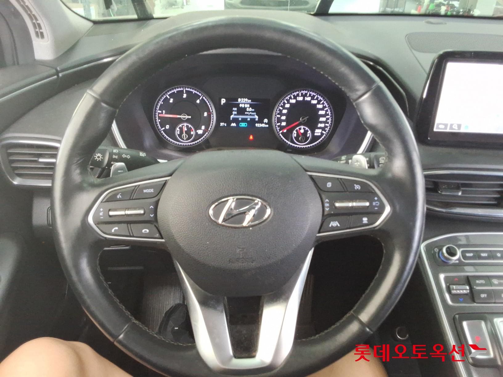 Hyundai - Санта Фе | THE NEW SANTAFE (D) 2.2 Prestige 5Seater 4WD 29