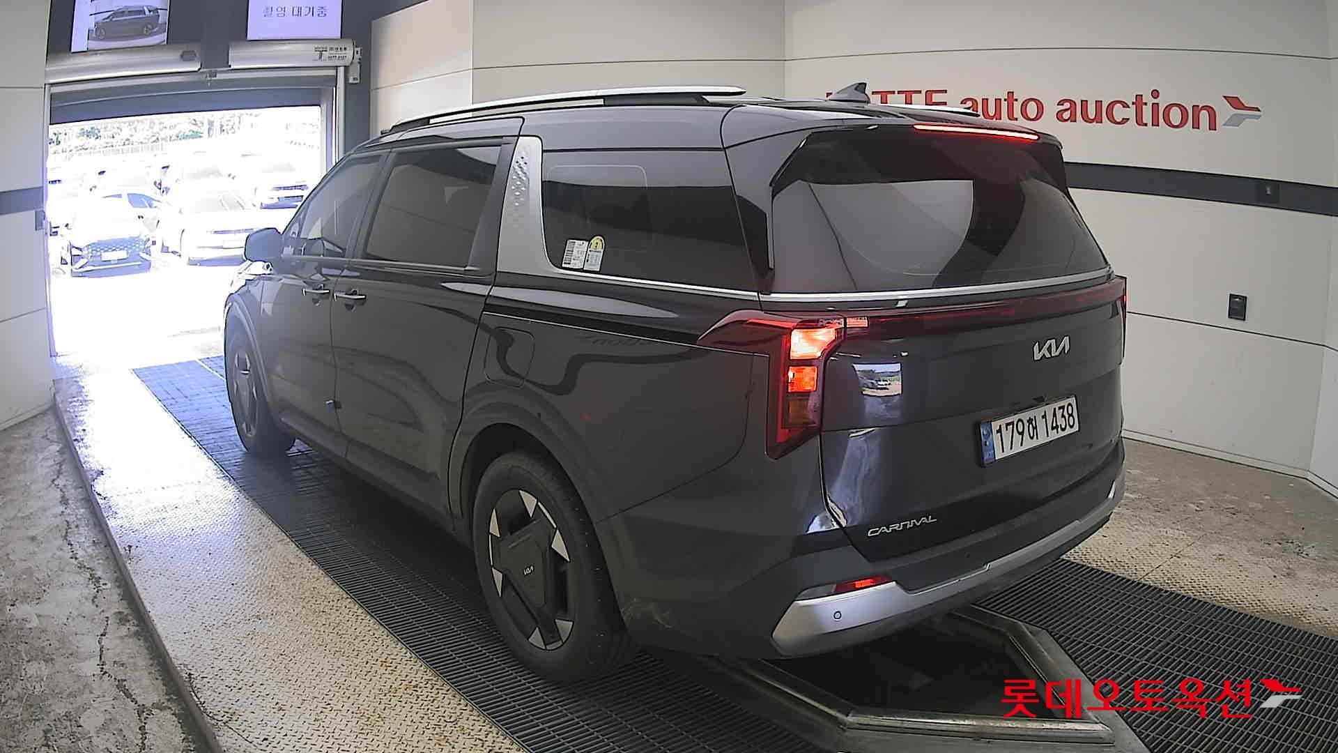 Kia - Карнивал | KA4 (H)1.6 Prestige 9 2WD AT 10