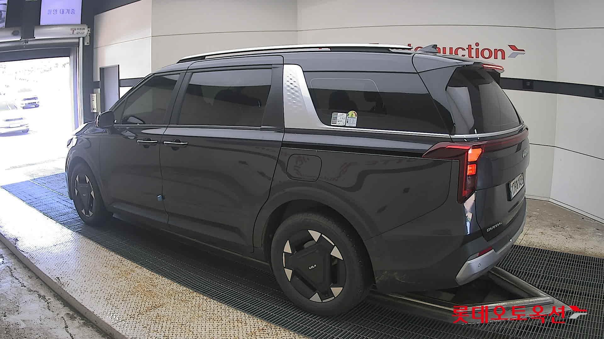 Kia - Карнивал | KA4 (H)1.6 Prestige 9 2WD AT 8