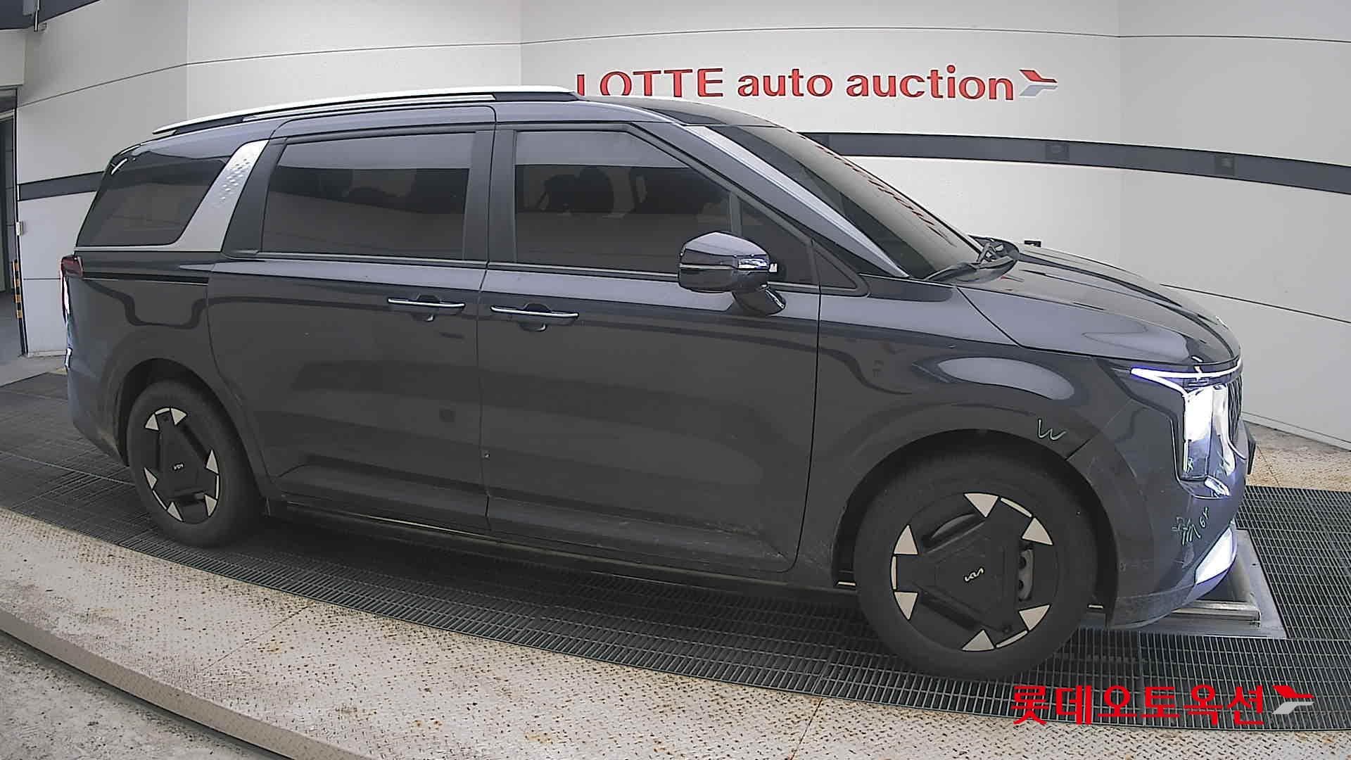 Kia - Карнивал | KA4 (H)1.6 Prestige 9 2WD AT 17