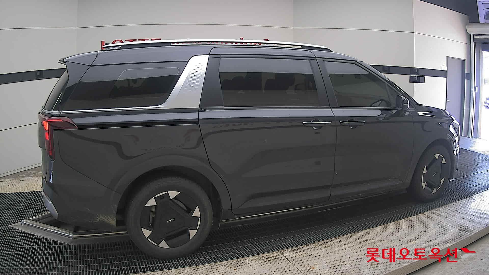 Kia - Карнивал | KA4 (H)1.6 Prestige 9 2WD AT 15
