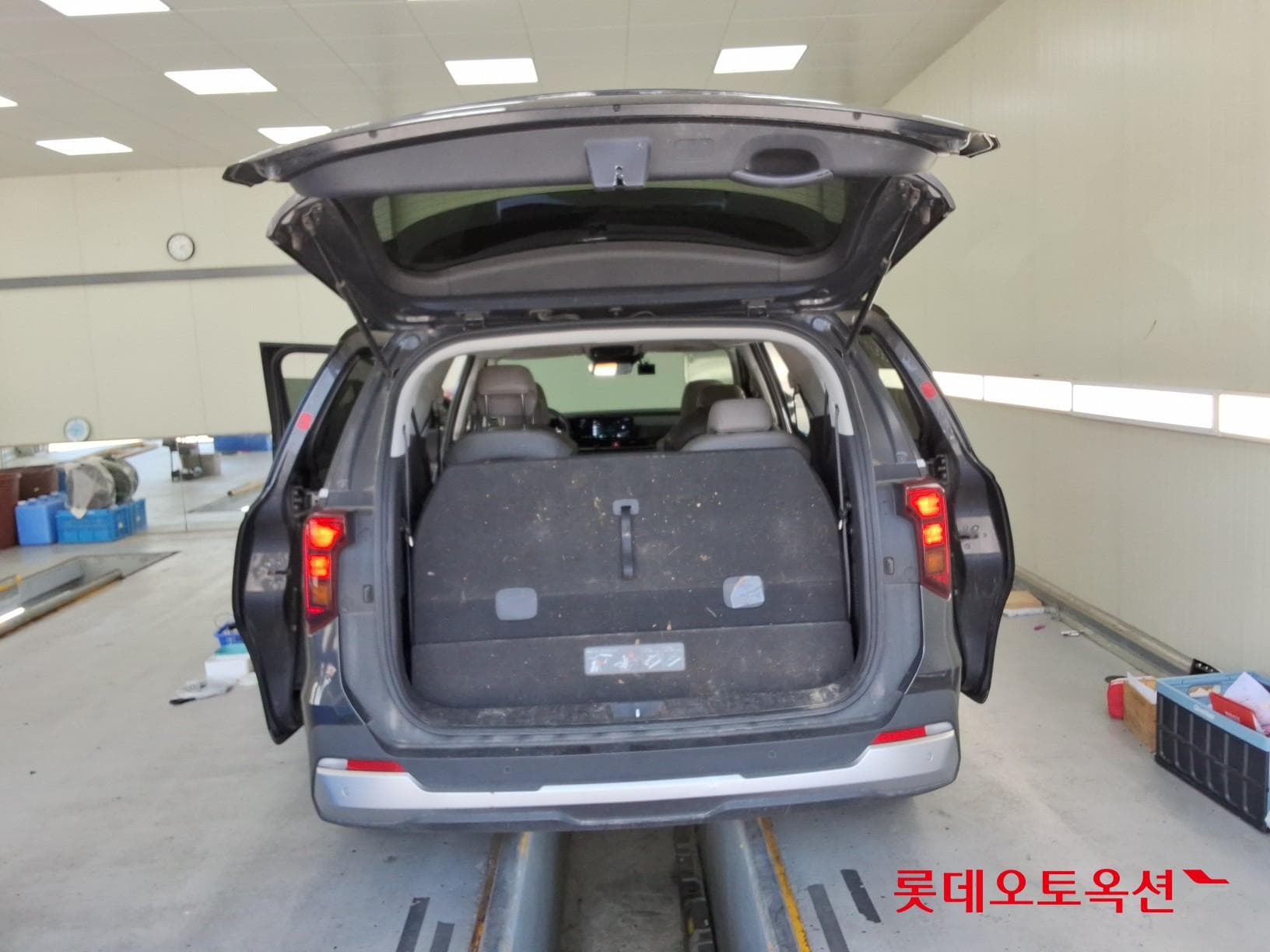 Kia - Карнивал | KA4 (H)1.6 Prestige 9 2WD AT 37