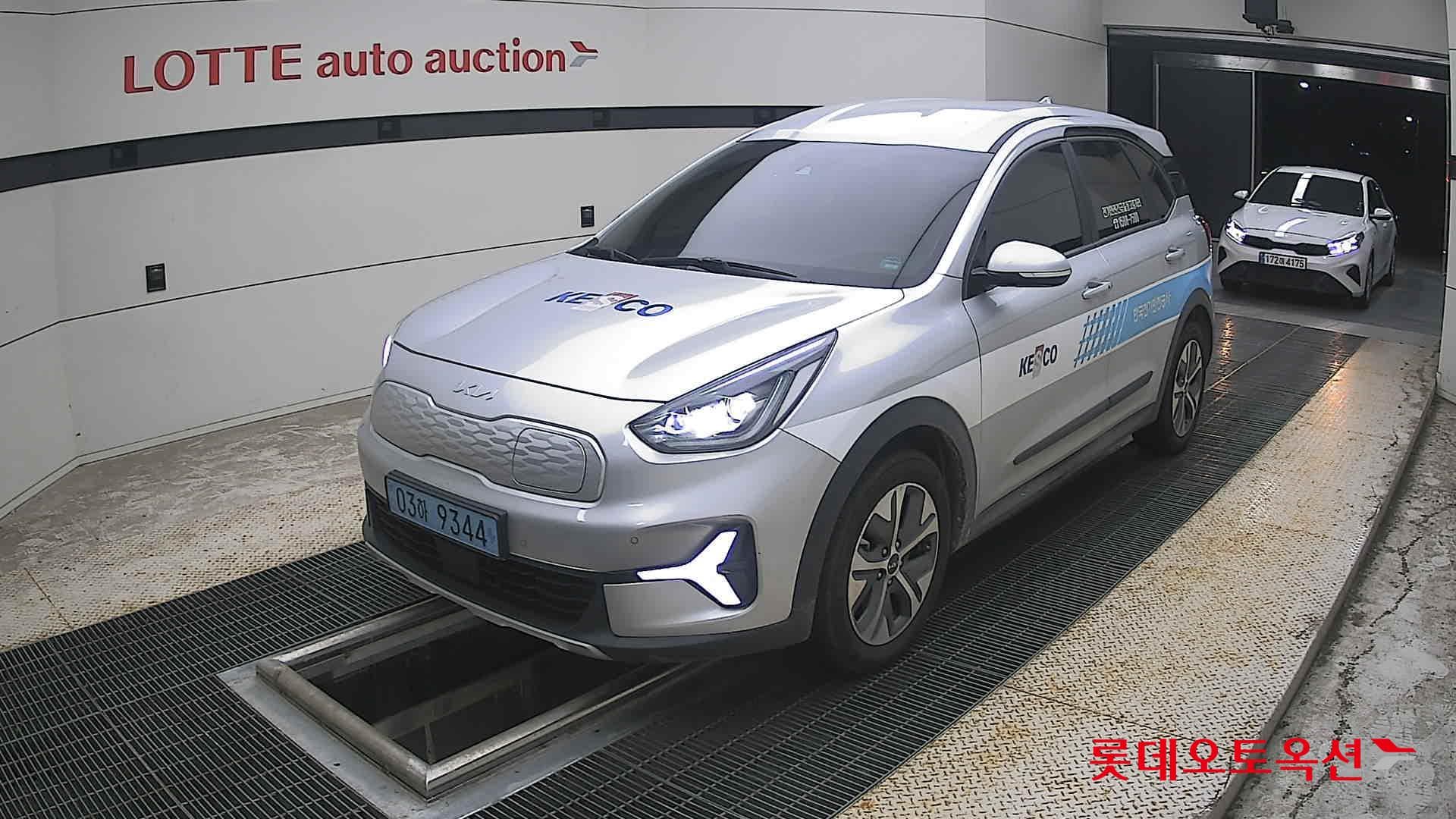 Kia - Ниро | PLUS (E) 3