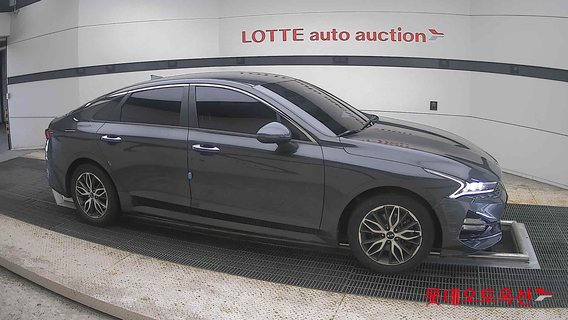 Kia - K5 | INTERACTIVE (G) 2.0 Prestige 17
