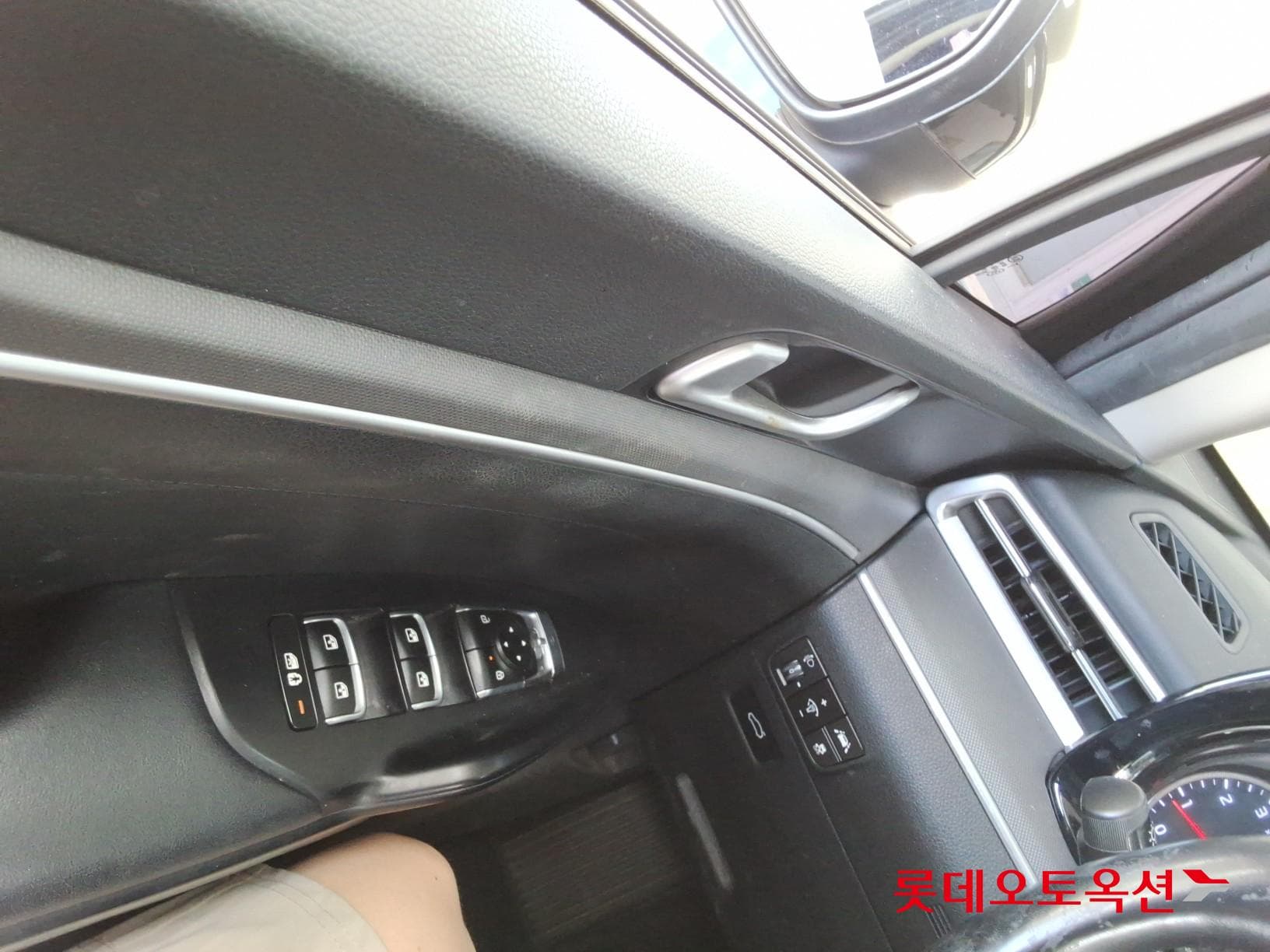 Kia - K5 | INTERACTIVE (G) 2.0 Prestige 28