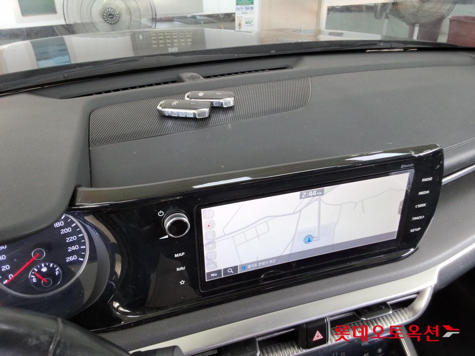 Kia - K5 | INTERACTIVE (G) 2.0 Prestige 30
