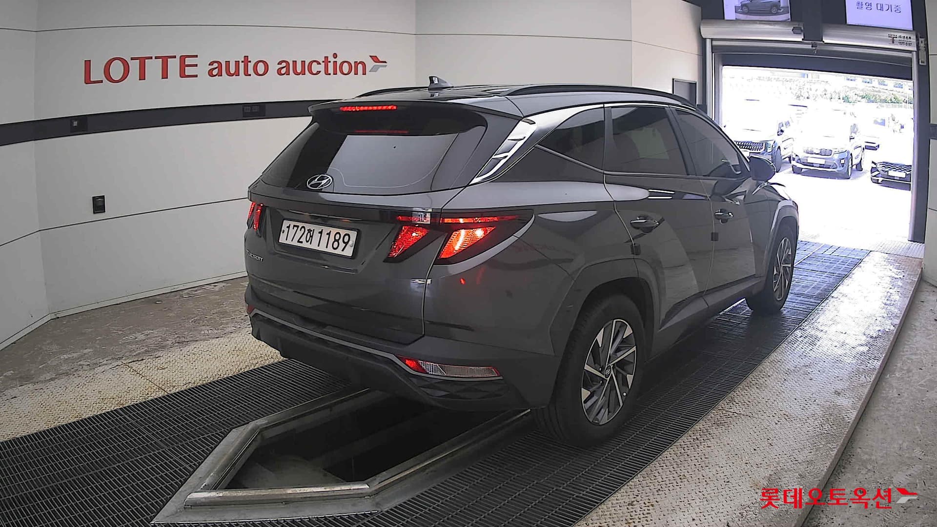 Hyundai - Туссан | THE ALL NEW (D) 2.0 Premium 2WD 12