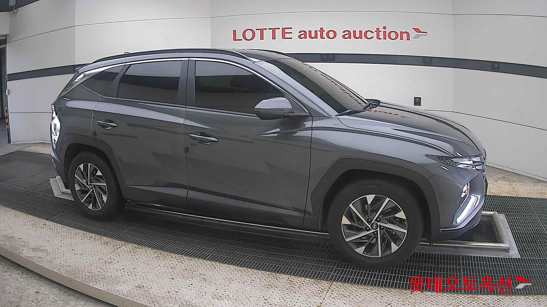 Hyundai - Туссан | THE ALL NEW (D) 2.0 Premium 2WD 17