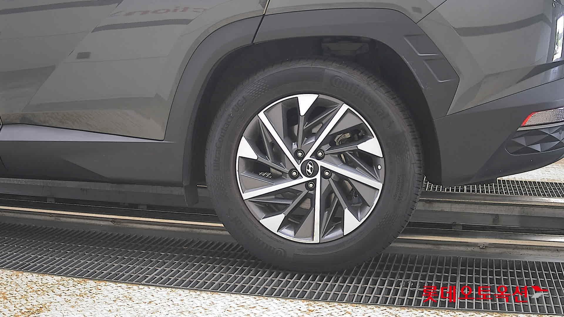 Hyundai - Туссан | THE ALL NEW (D) 2.0 Premium 2WD 22