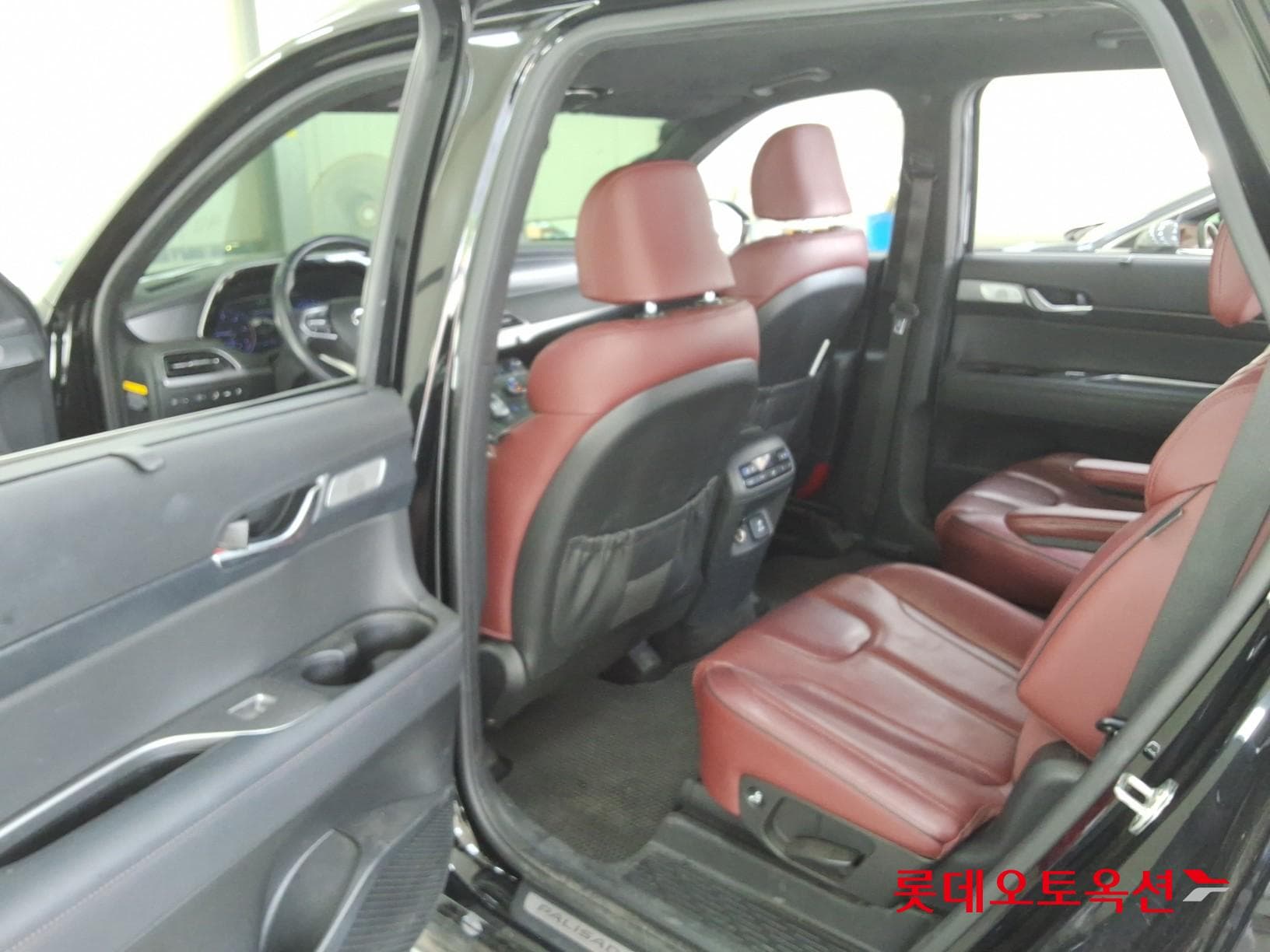 Hyundai - Palisade | (D) 2.2 Prestige 4WD 7 35