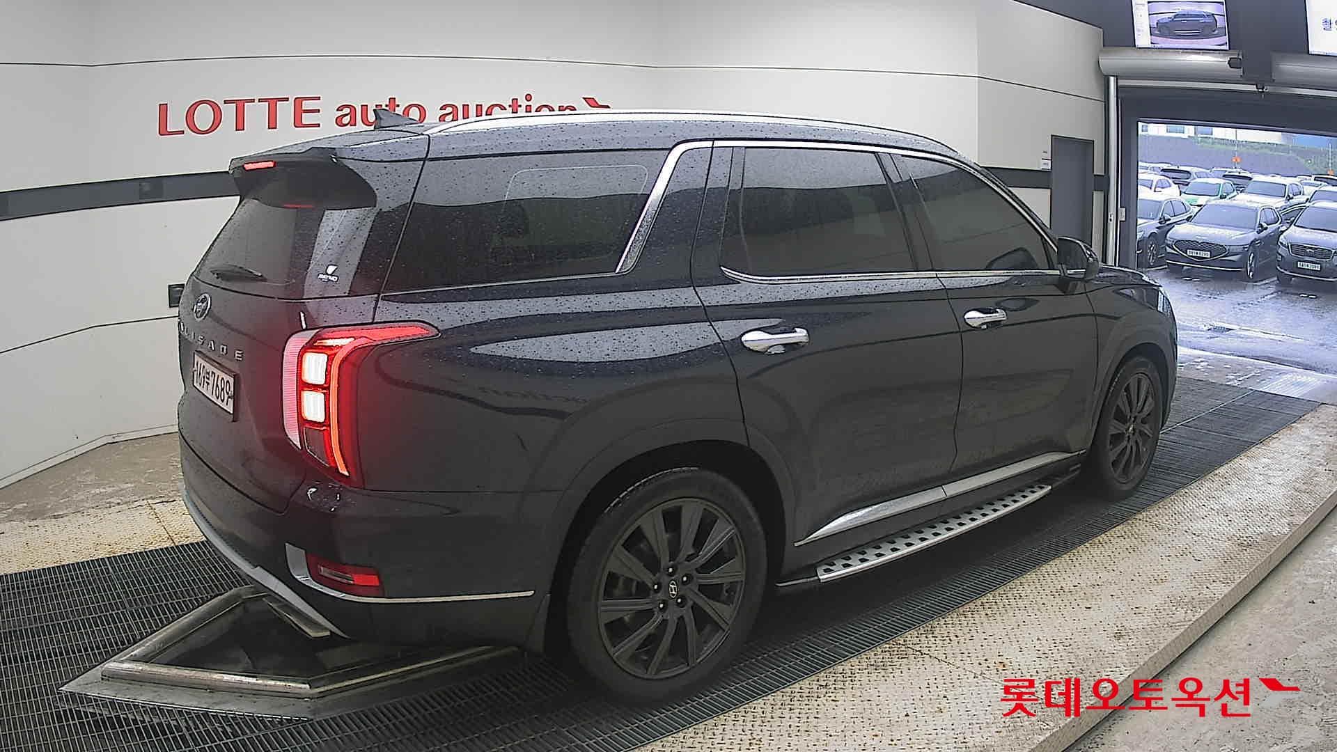 Hyundai - Palisade | (G) 3.8 Prestige 2WD 7 14