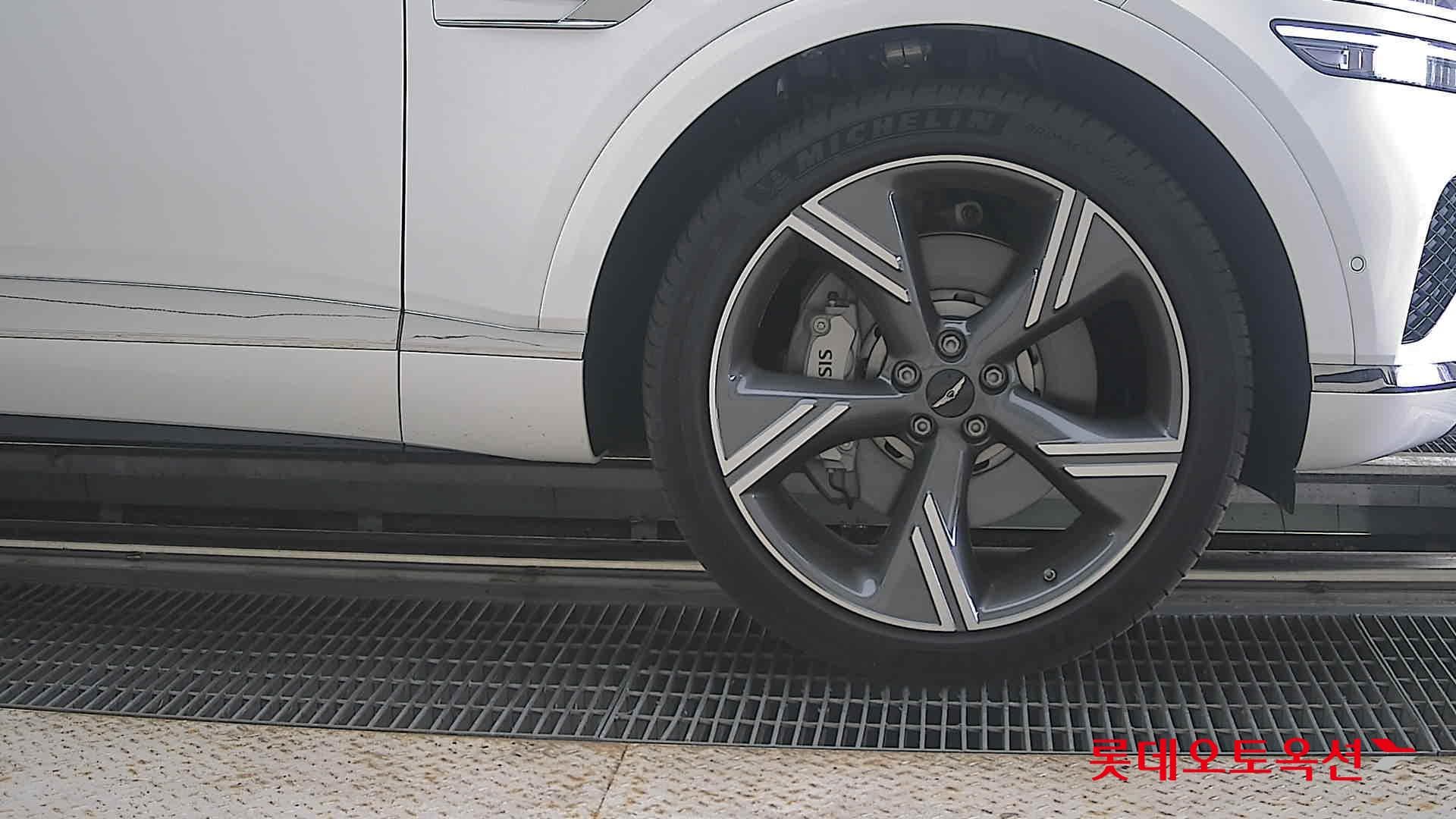 جينيسيس - GV80 | (G)2.5T 19"/SDS2 7 2WD AT 23