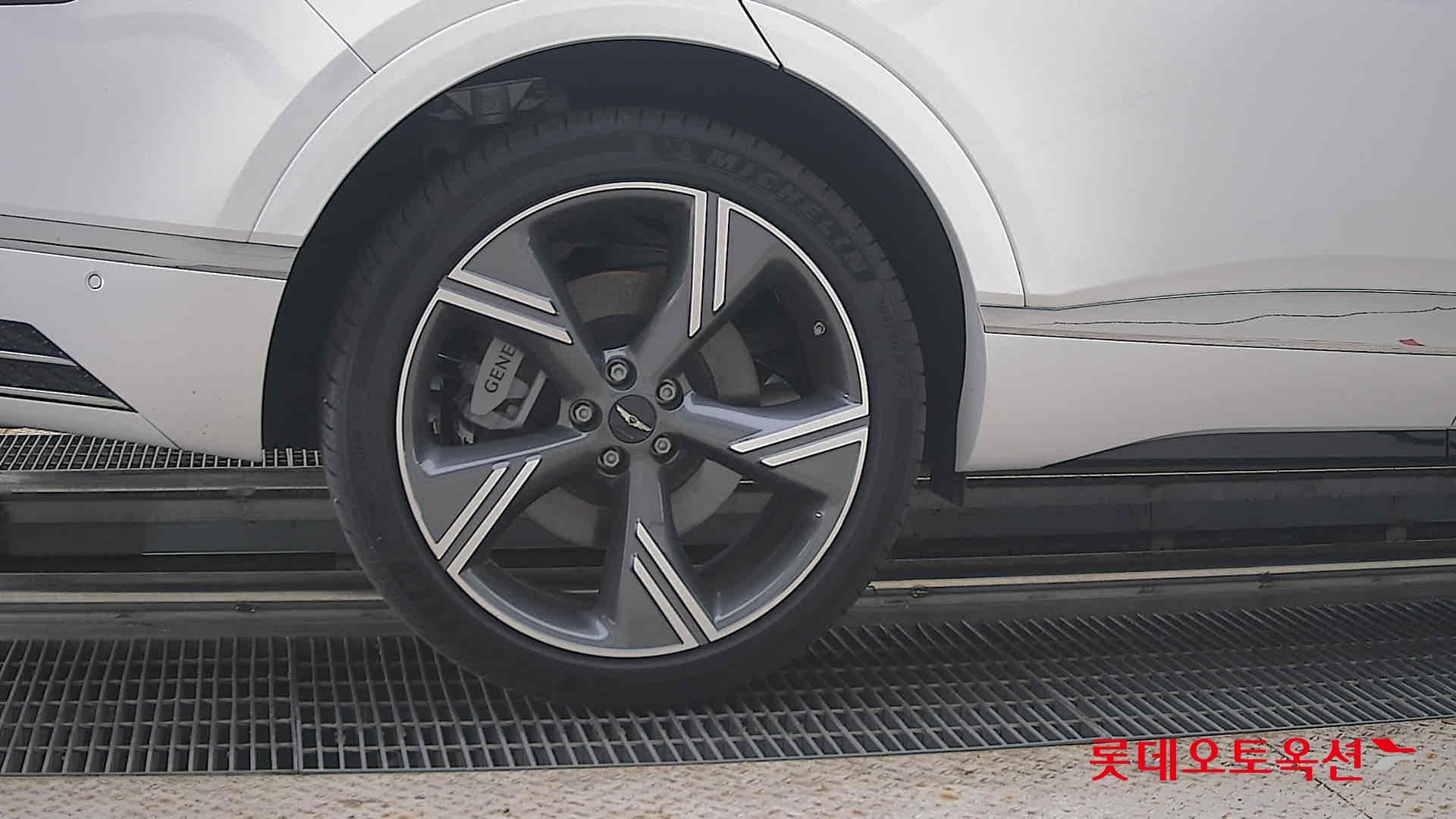 جينيسيس - GV80 | (G)2.5T 19"/SDS2 7 2WD AT 24