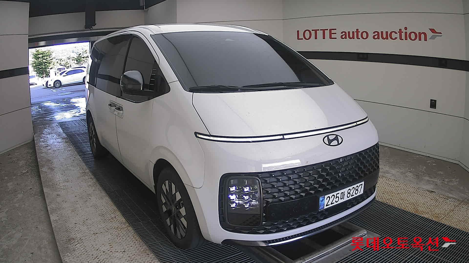 هيونداي - ستاريا | (H)1.6 Inspiration 7 2WD AT 20