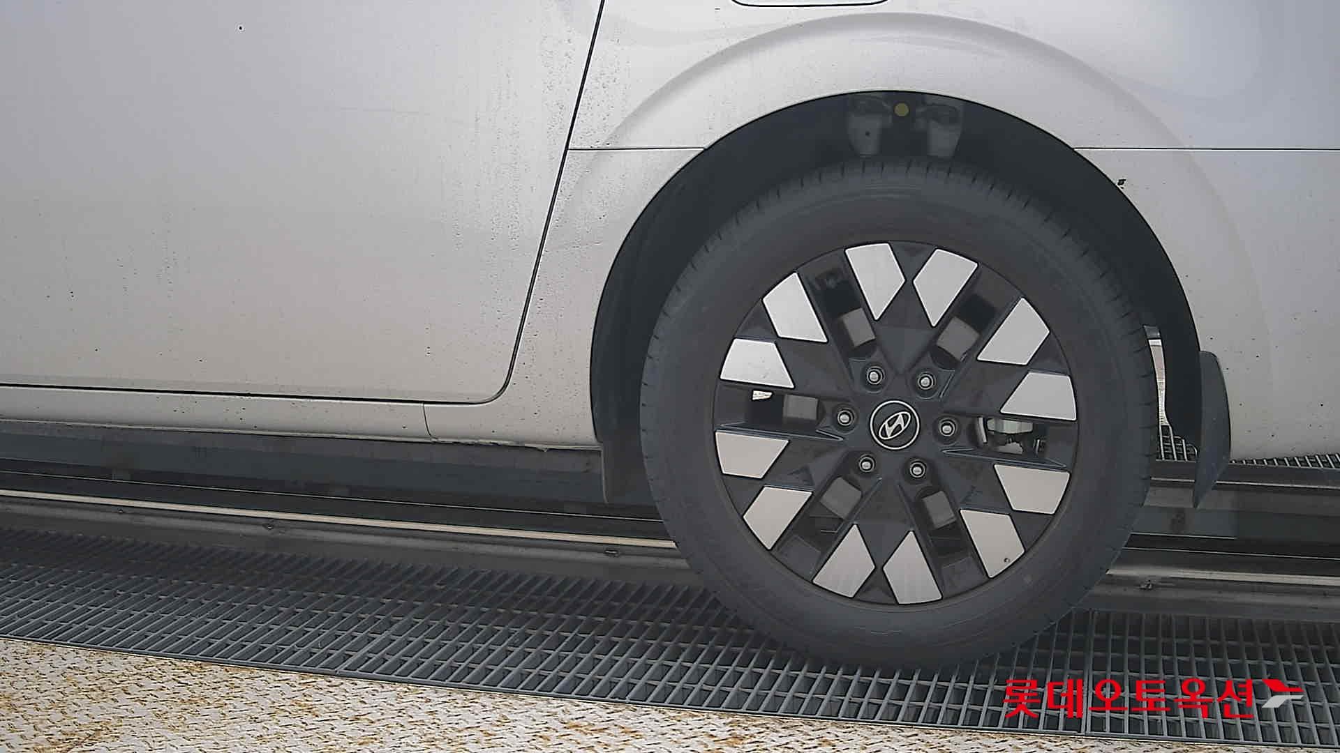 هيونداي - ستاريا | (H)1.6 Inspiration 7 2WD AT 22