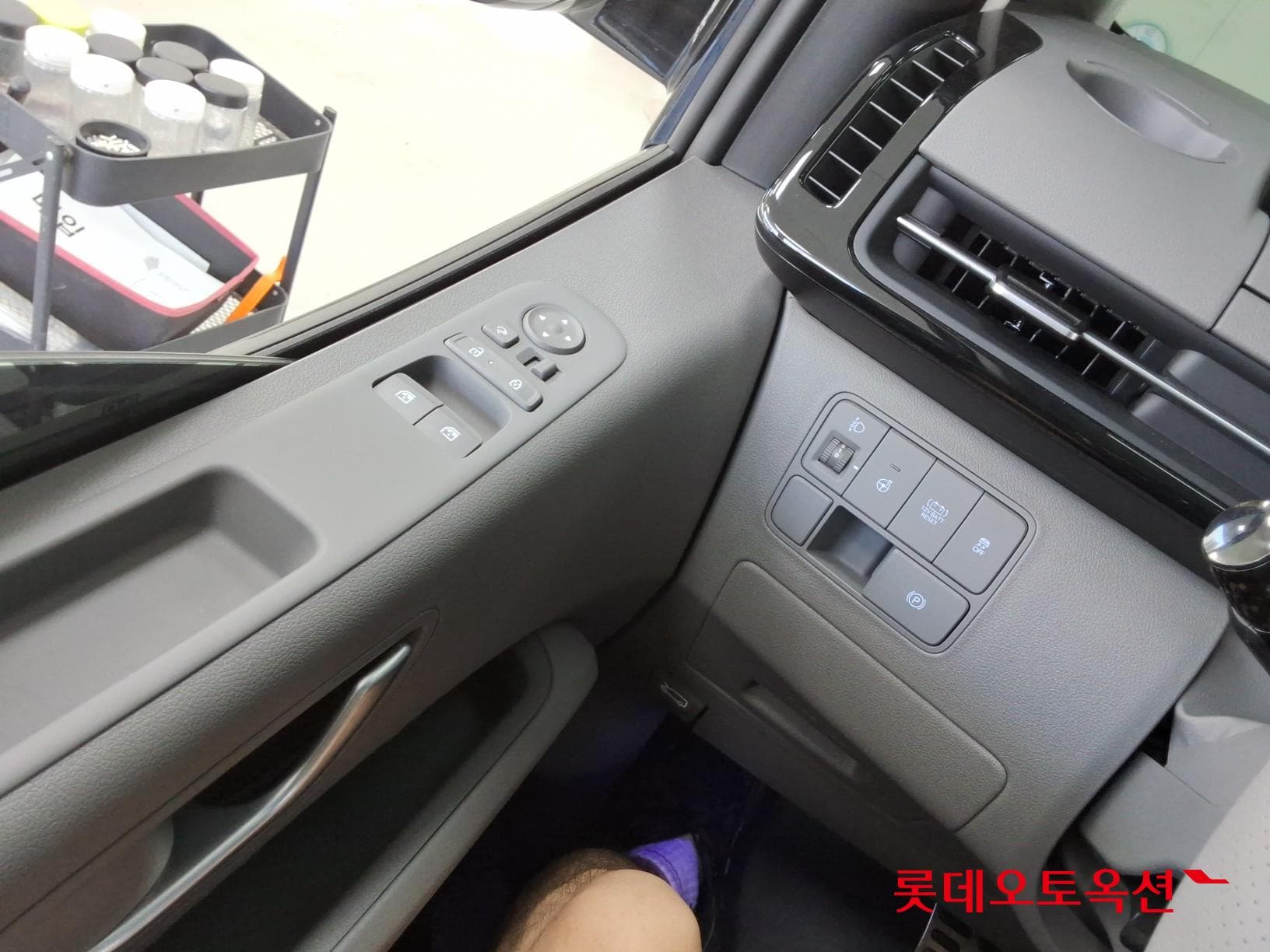 هيونداي - ستاريا | (H)1.6 Inspiration 7 2WD AT 28