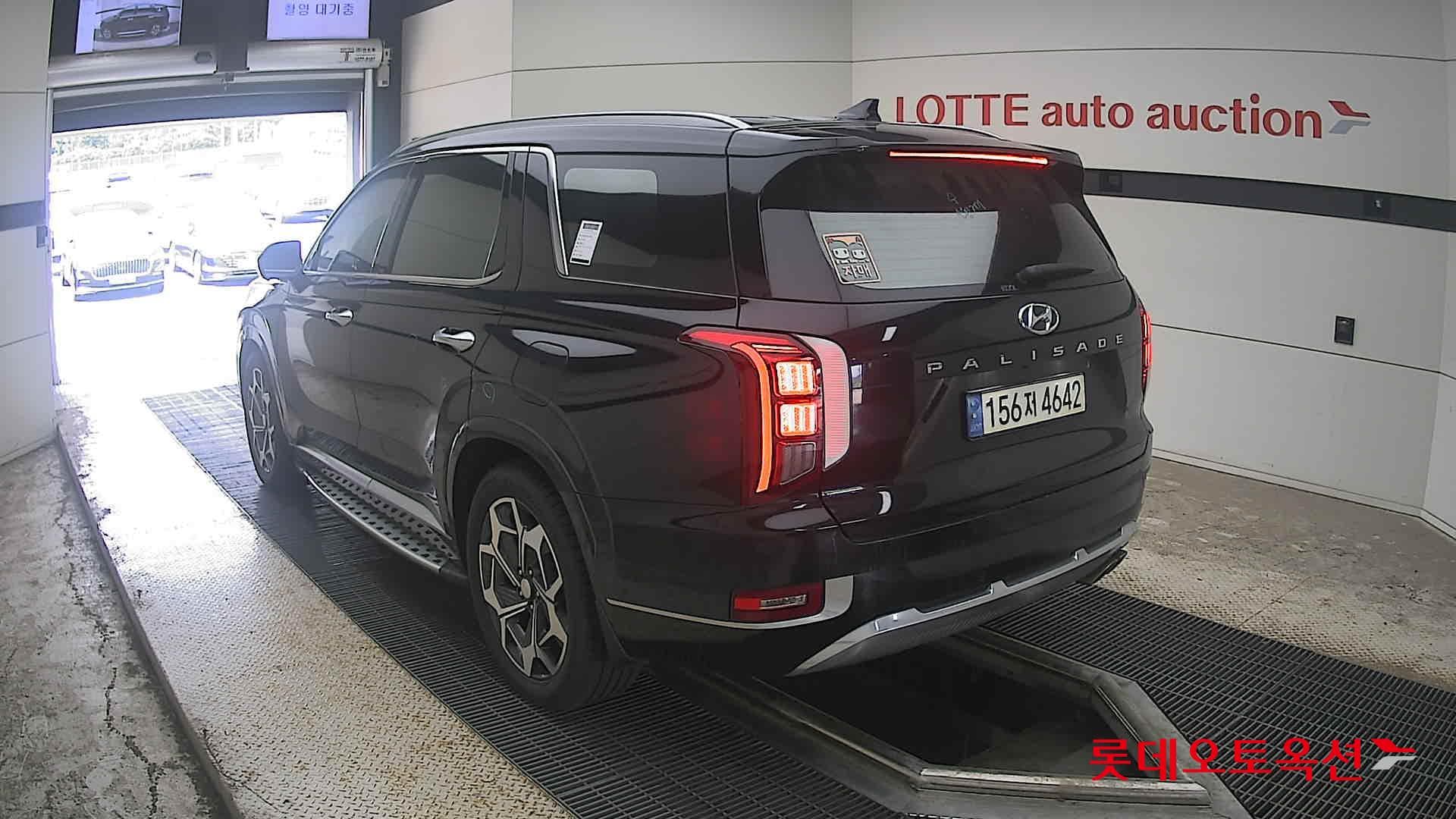Hyundai - Palisade | (G) 3.8 2WD 7 10