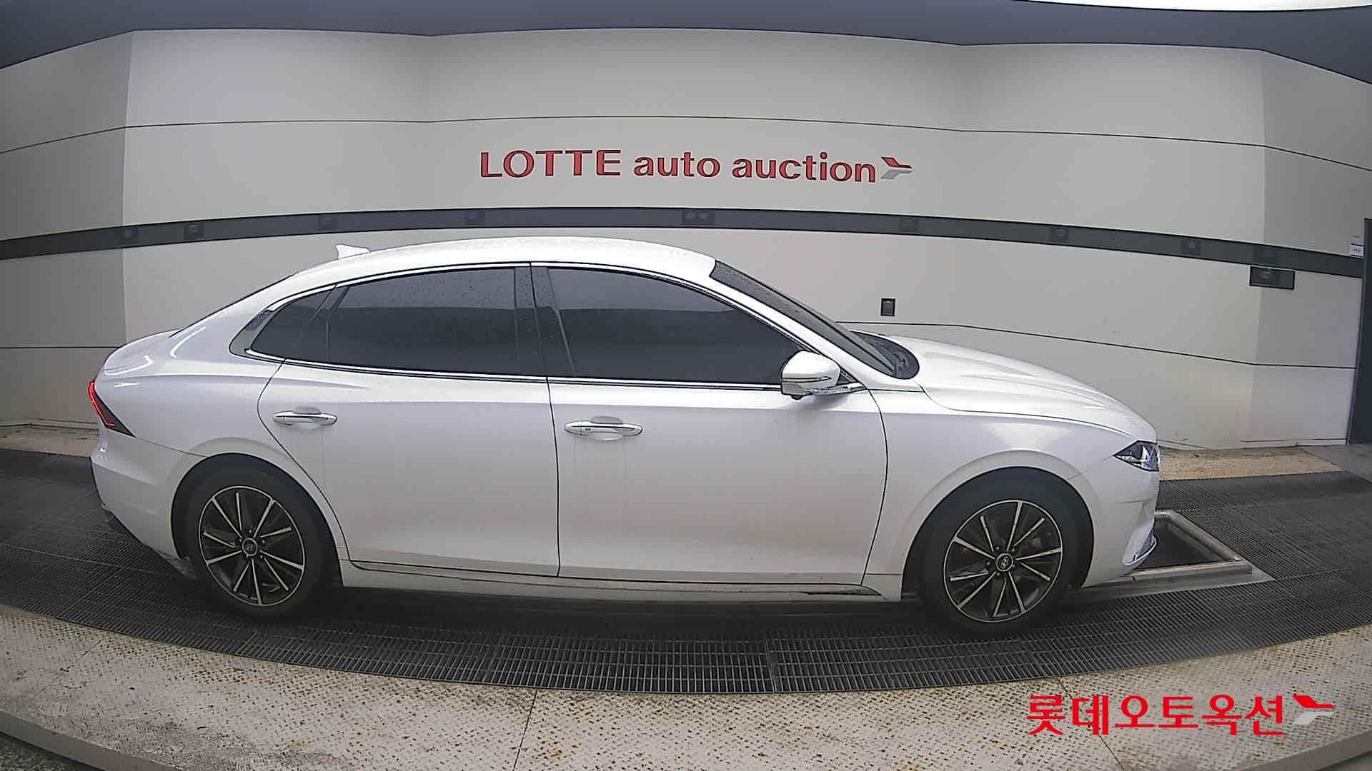 Hyundai - Grandeur | THE NEW (G) 2.5 16