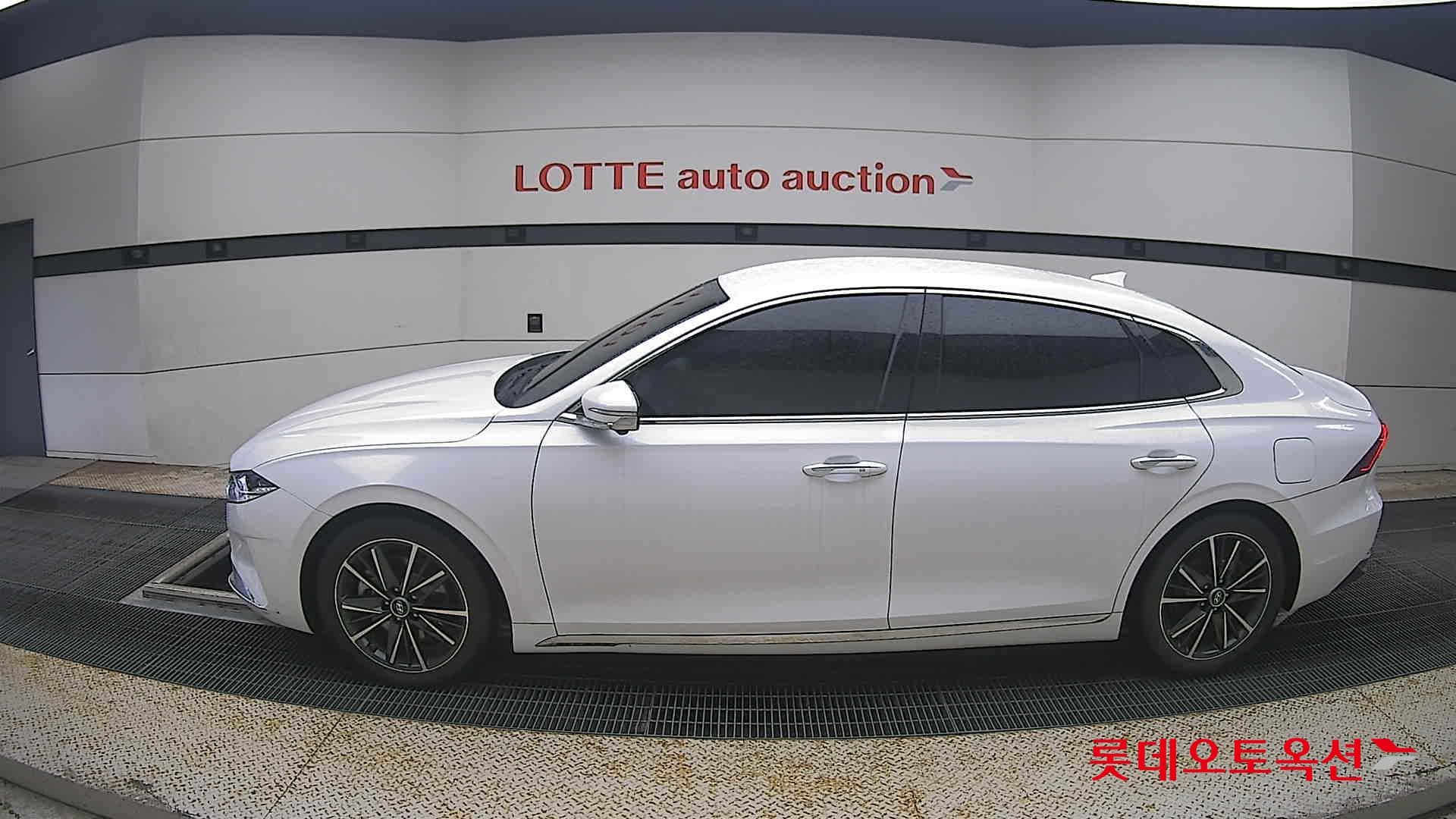 Hyundai - Grandeur | THE NEW (G) 2.5 6