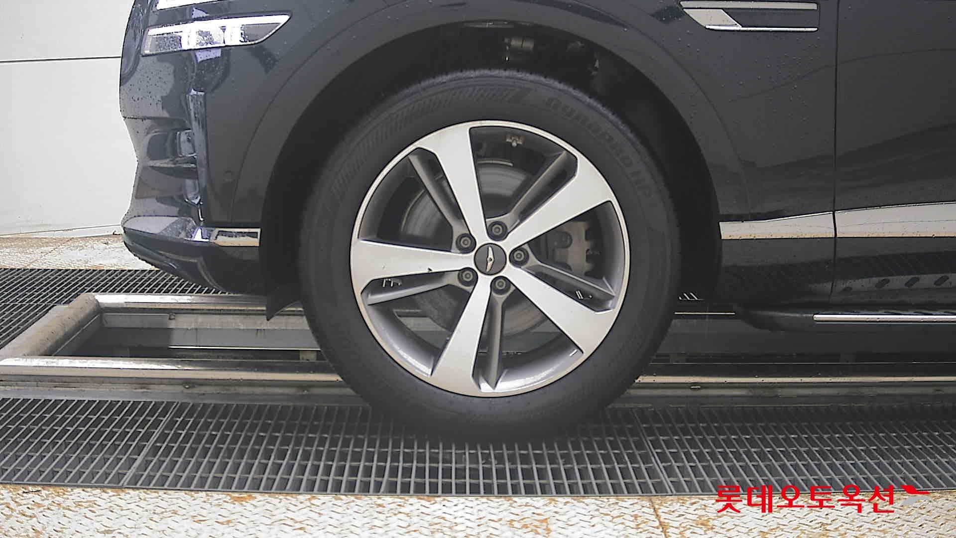 جينيسيس - GV80 | (D) 3.0 2WD 5Seater 21