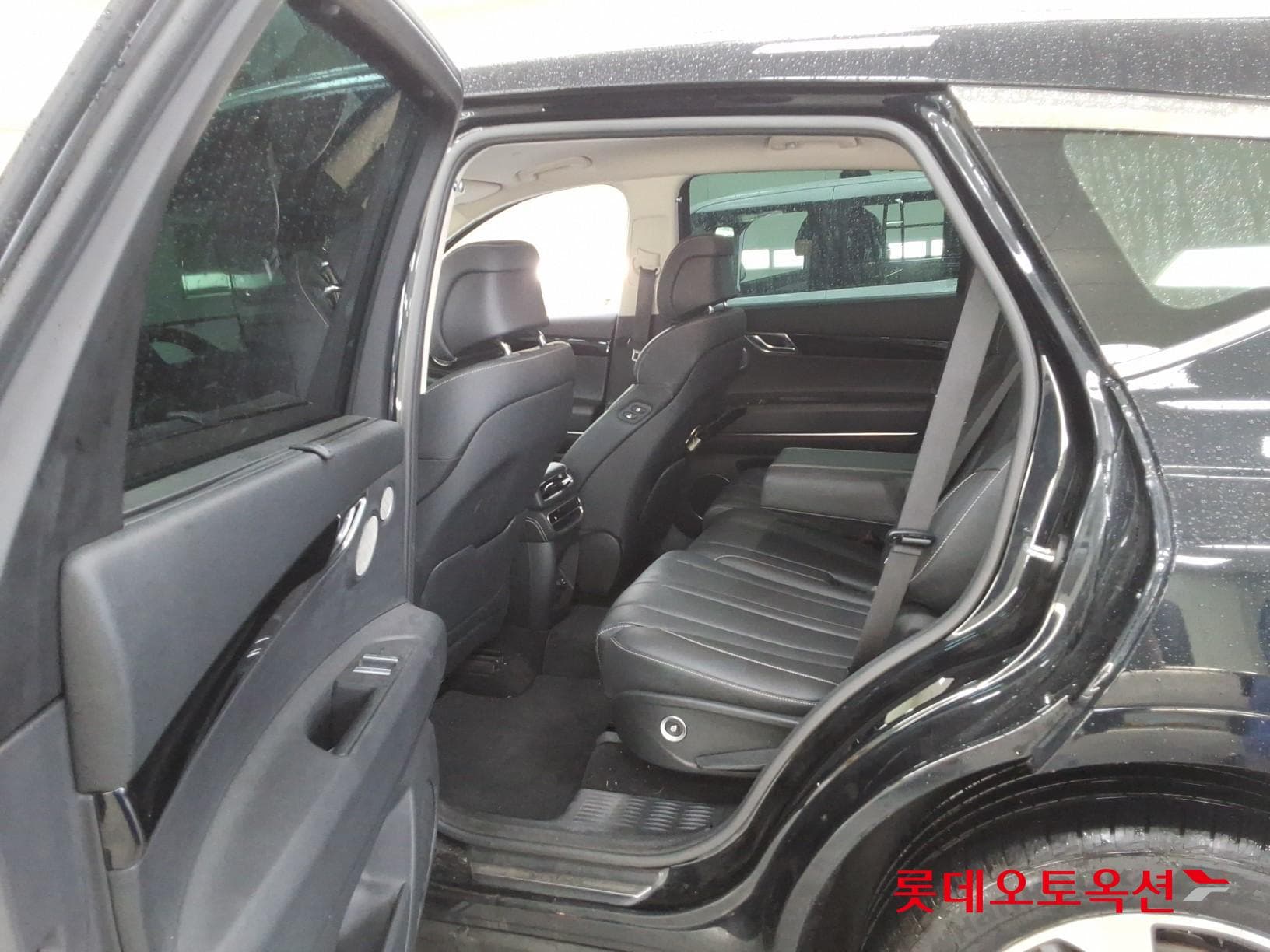 جينيسيس - GV80 | (D) 3.0 2WD 5Seater 37