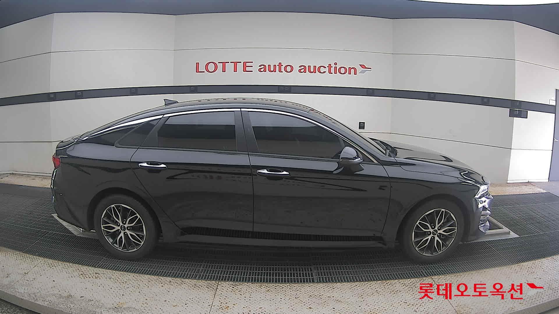 Kia - K5 | INTERACTIVE (G) 2.0 Prestige 16