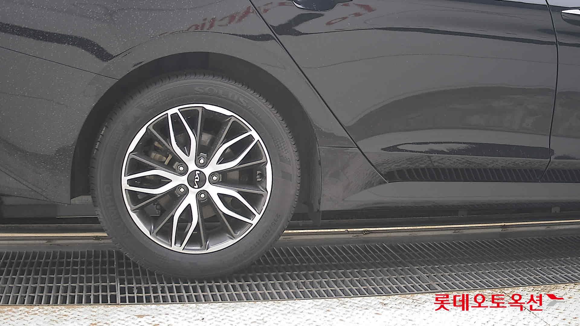 Kia - K5 | INTERACTIVE (G) 2.0 Prestige 24