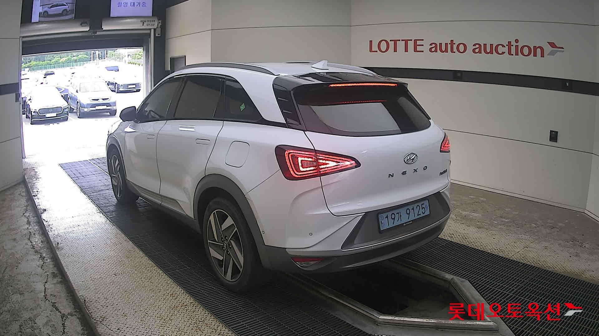 Hyundai - Nexo | (S) PREMIUM 10