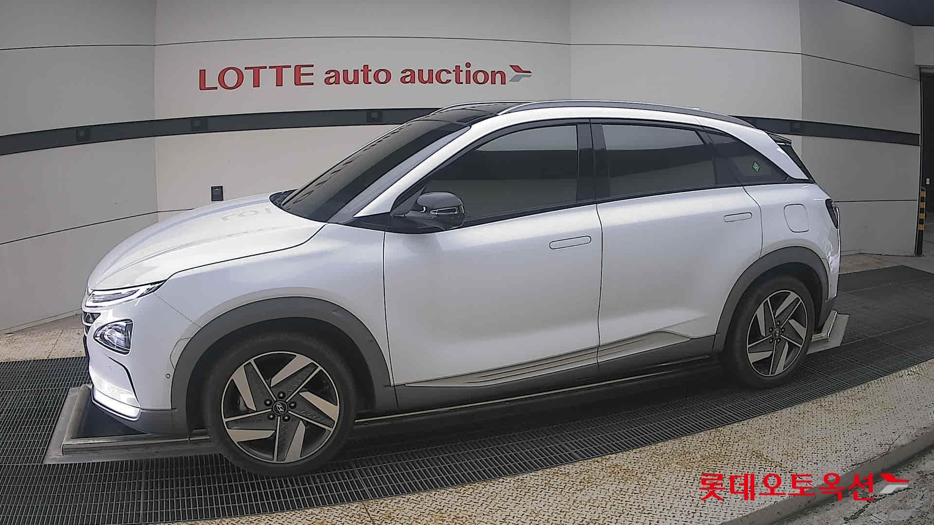 Hyundai - Nexo | (S) PREMIUM 5