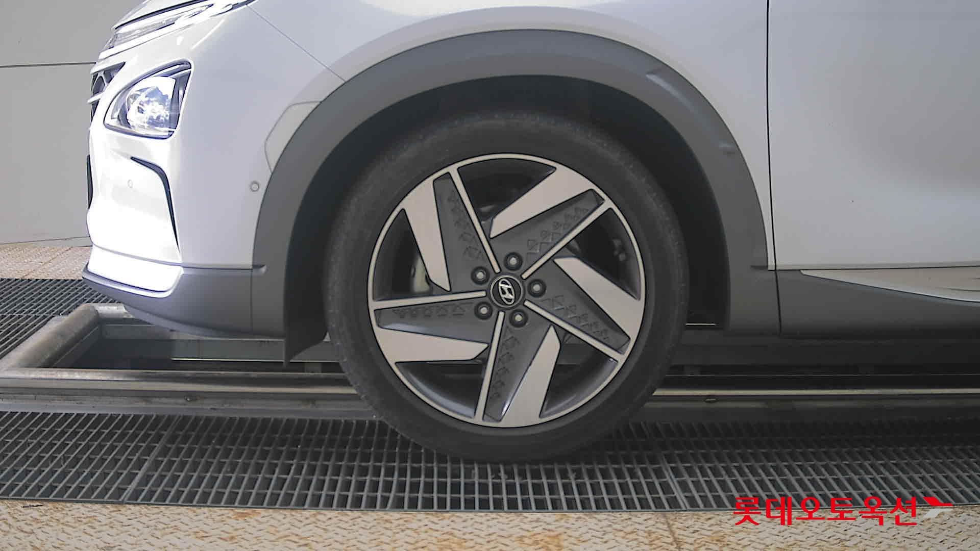 Hyundai - Nexo | (S) PREMIUM 21