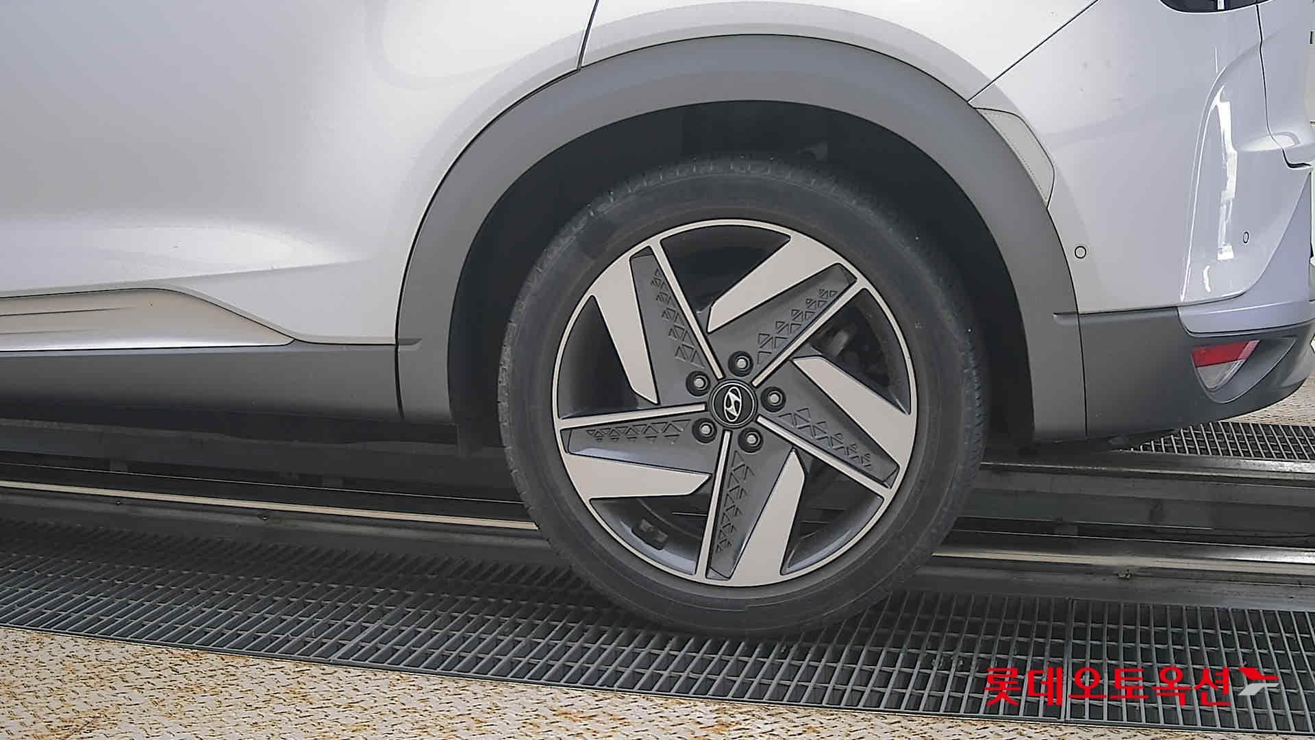 Hyundai - Nexo | (S) PREMIUM 22