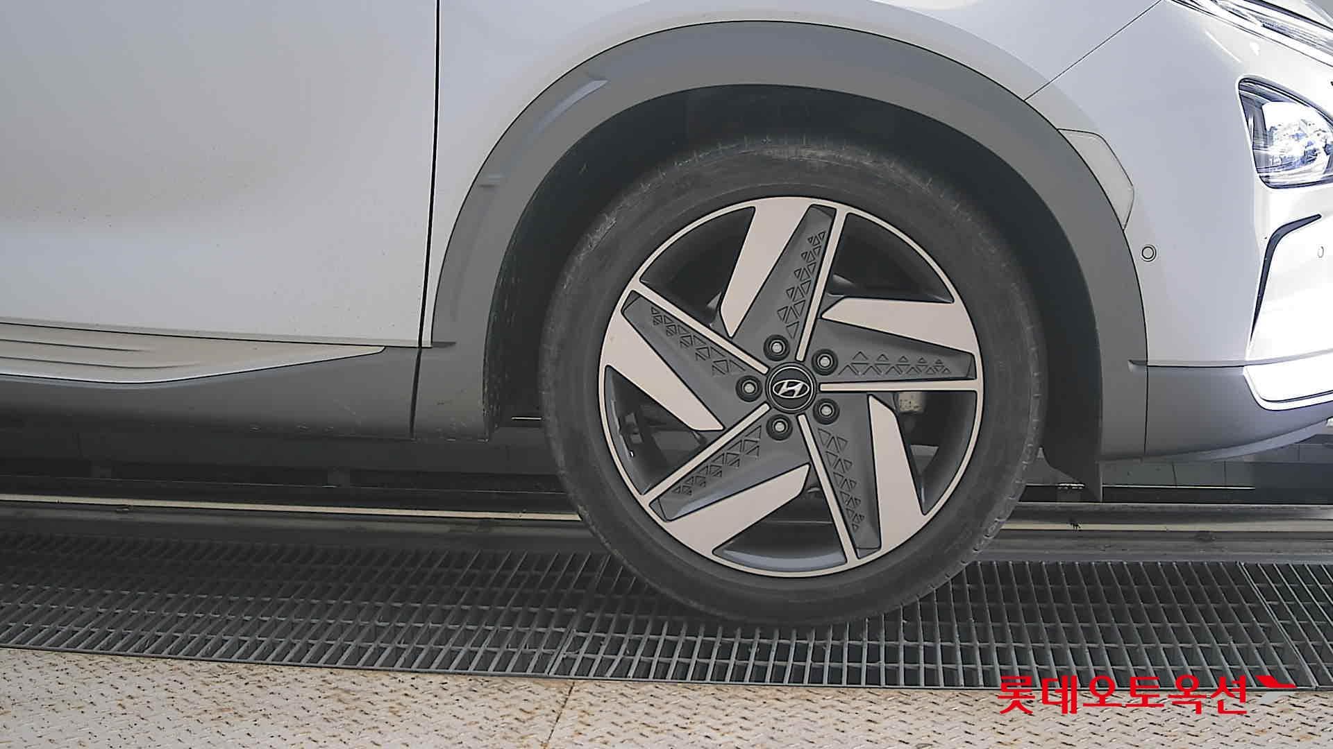 Hyundai - Nexo | (S) PREMIUM 23