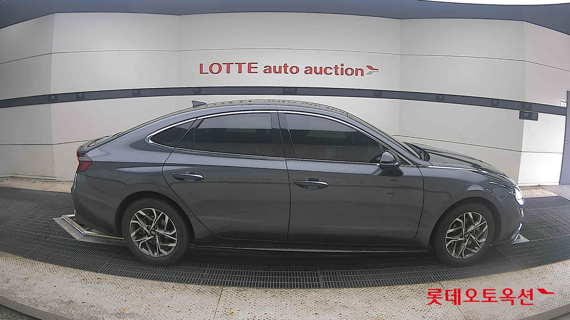 Hyundai - Sonata | DN8 (G) 2.0 Modern 16