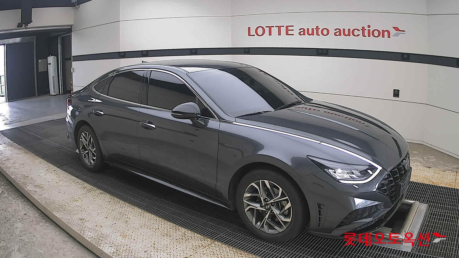 Hyundai - Sonata | DN8 (G) 2.0 Modern 18