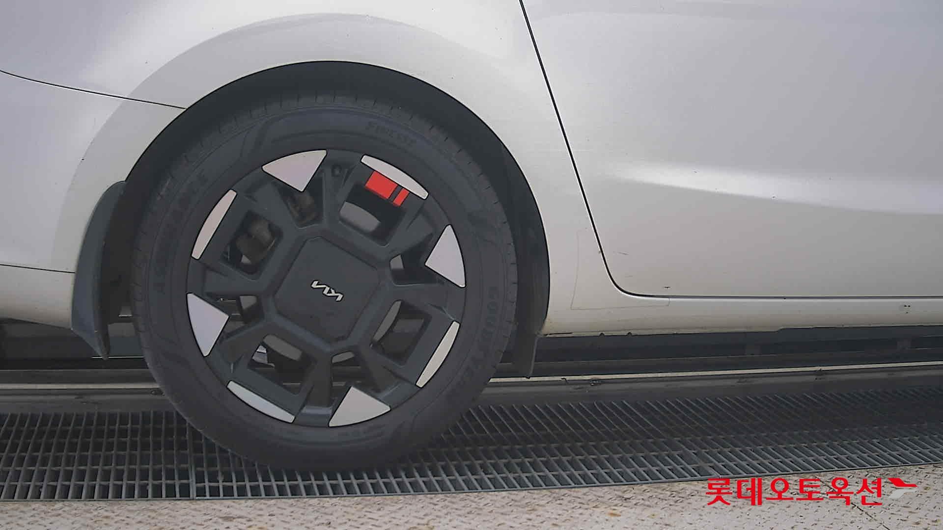 Kia - Carnival | THE NEW (D) 2.2 Noblesse 9Seater 24