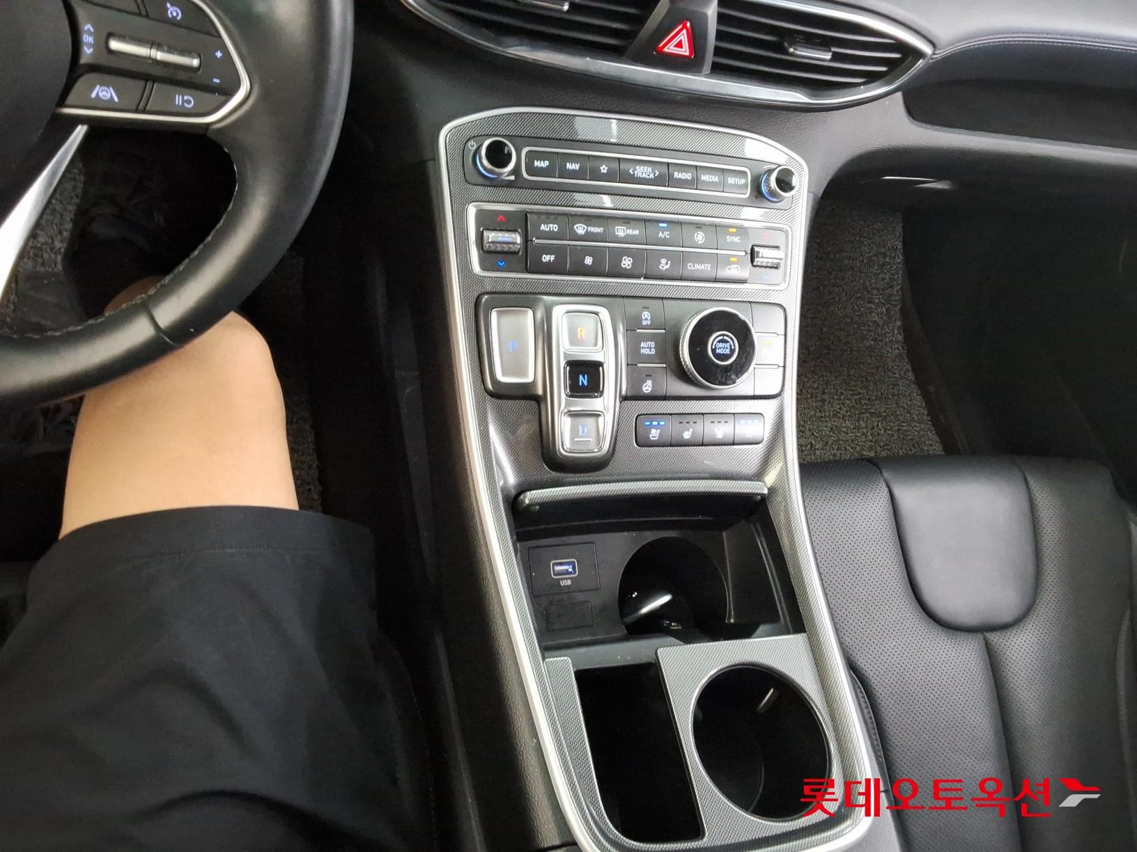 هيونداي - سانتافي | THE NEW SANTAFE (D) 2.2 Exclusive 5Seater 2WD 31